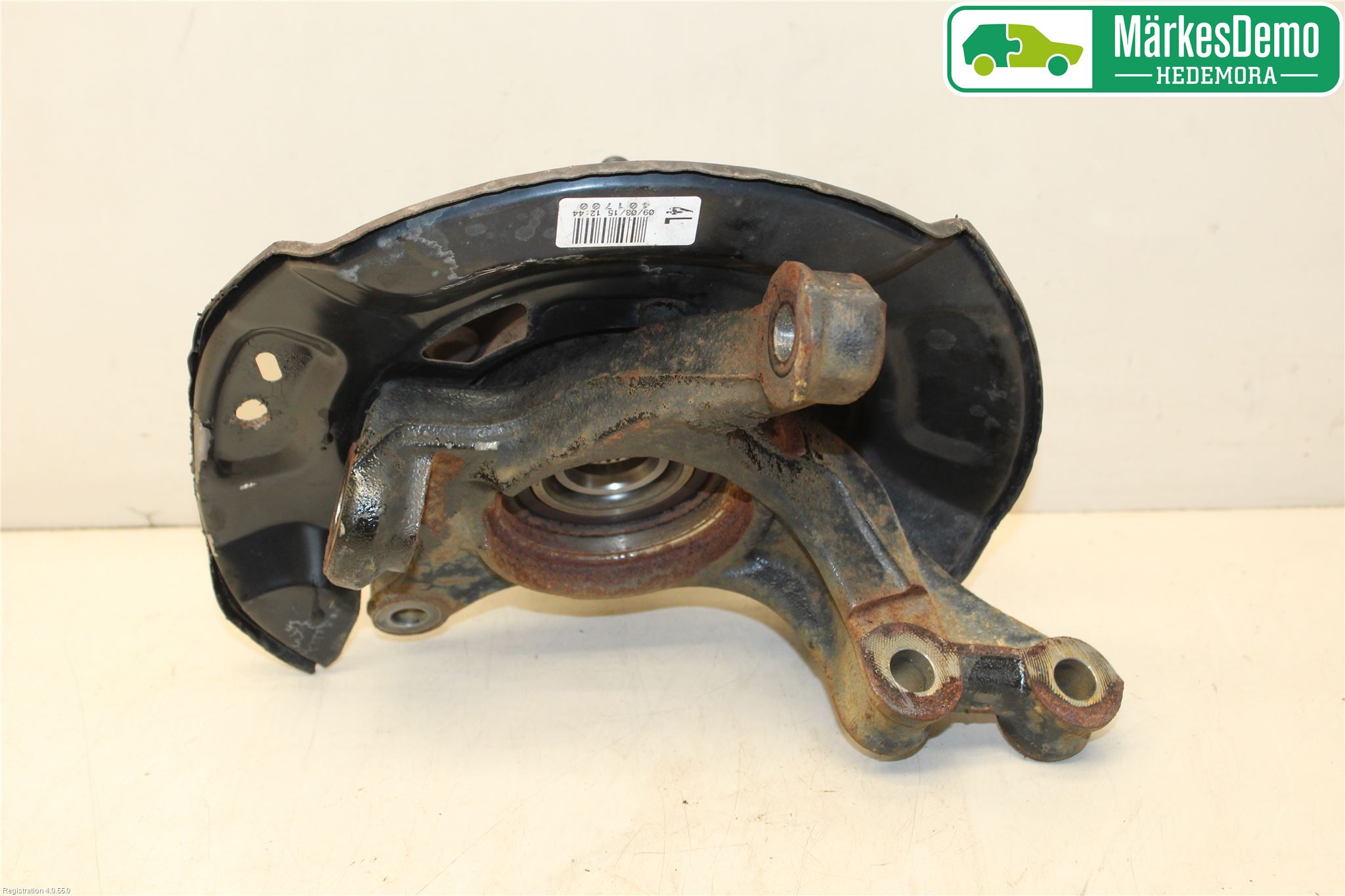 Toyota YARIS XP130 15-20 Spindel Vf