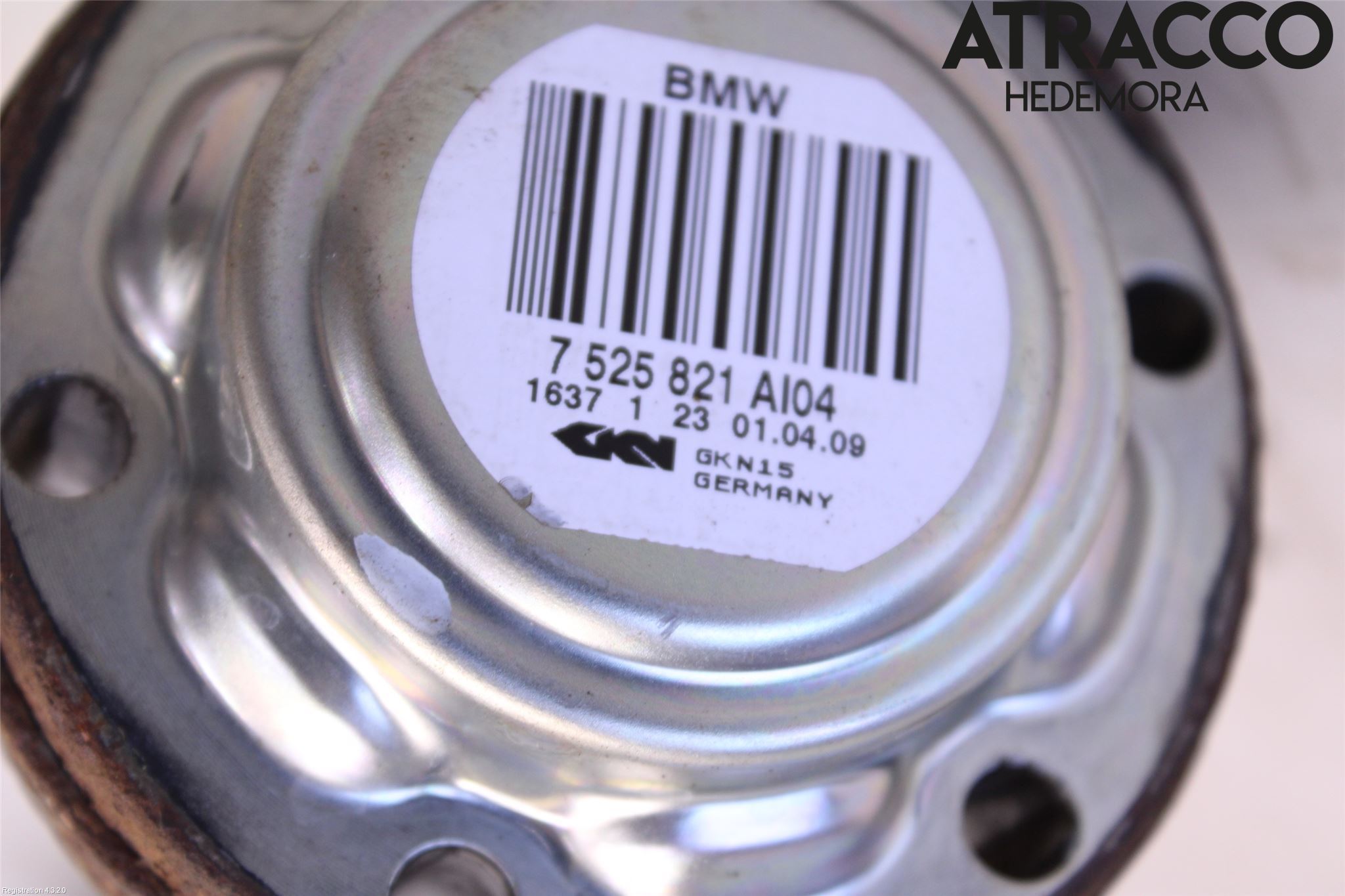 BMW 3 E90/91 SED/TOU 05-12 Drivaksel Bak Kompl Venstre