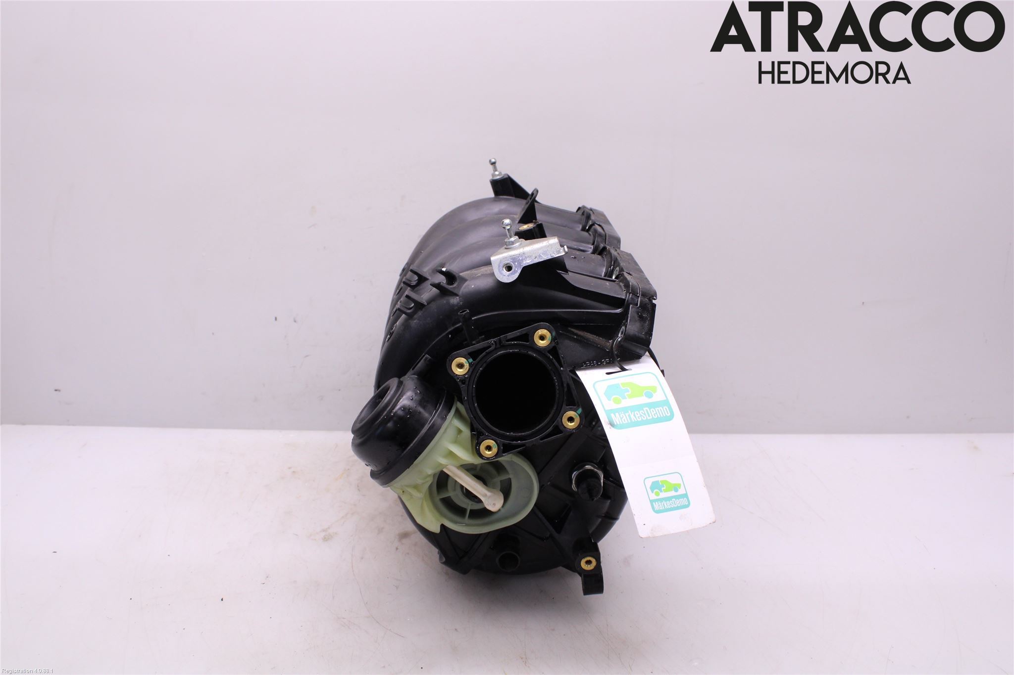 Toyota AVENSIS 16-18 Innsugningsmanifold