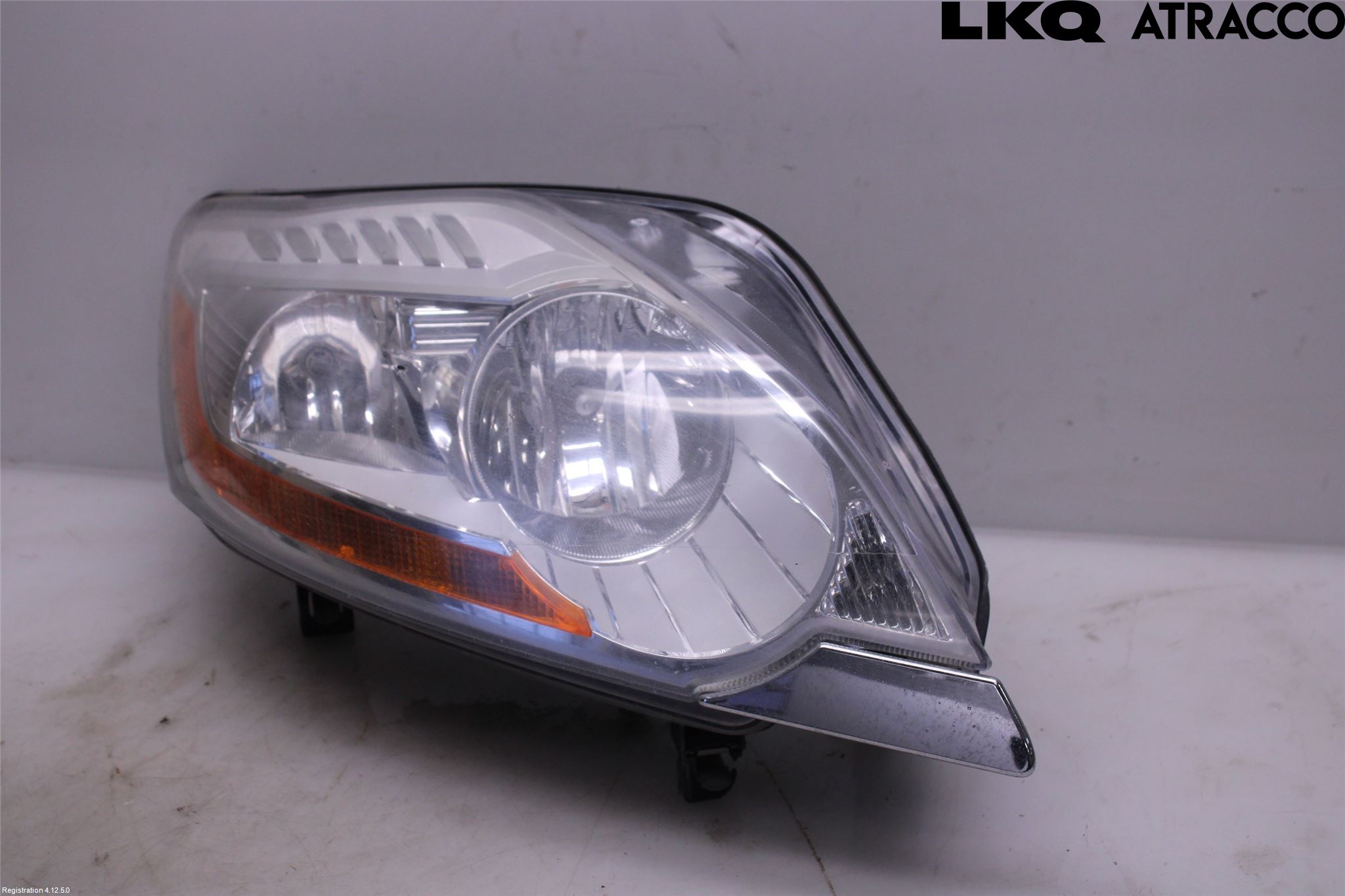 Ford KUGA 08-12 Frontlykt Høyre