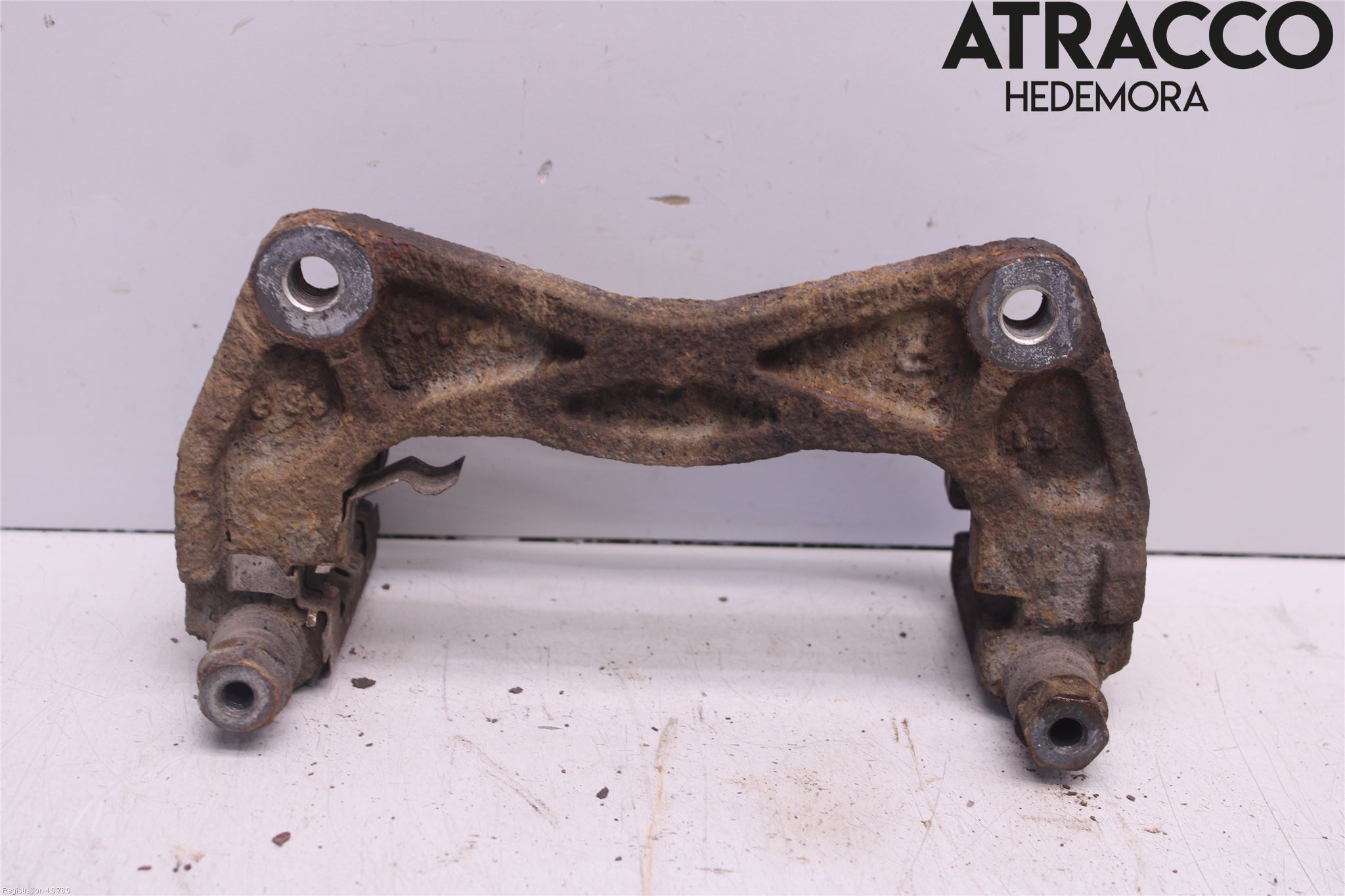 Subaru B9 TRIBECA  06-07 Bremsecaliper Feste Holder