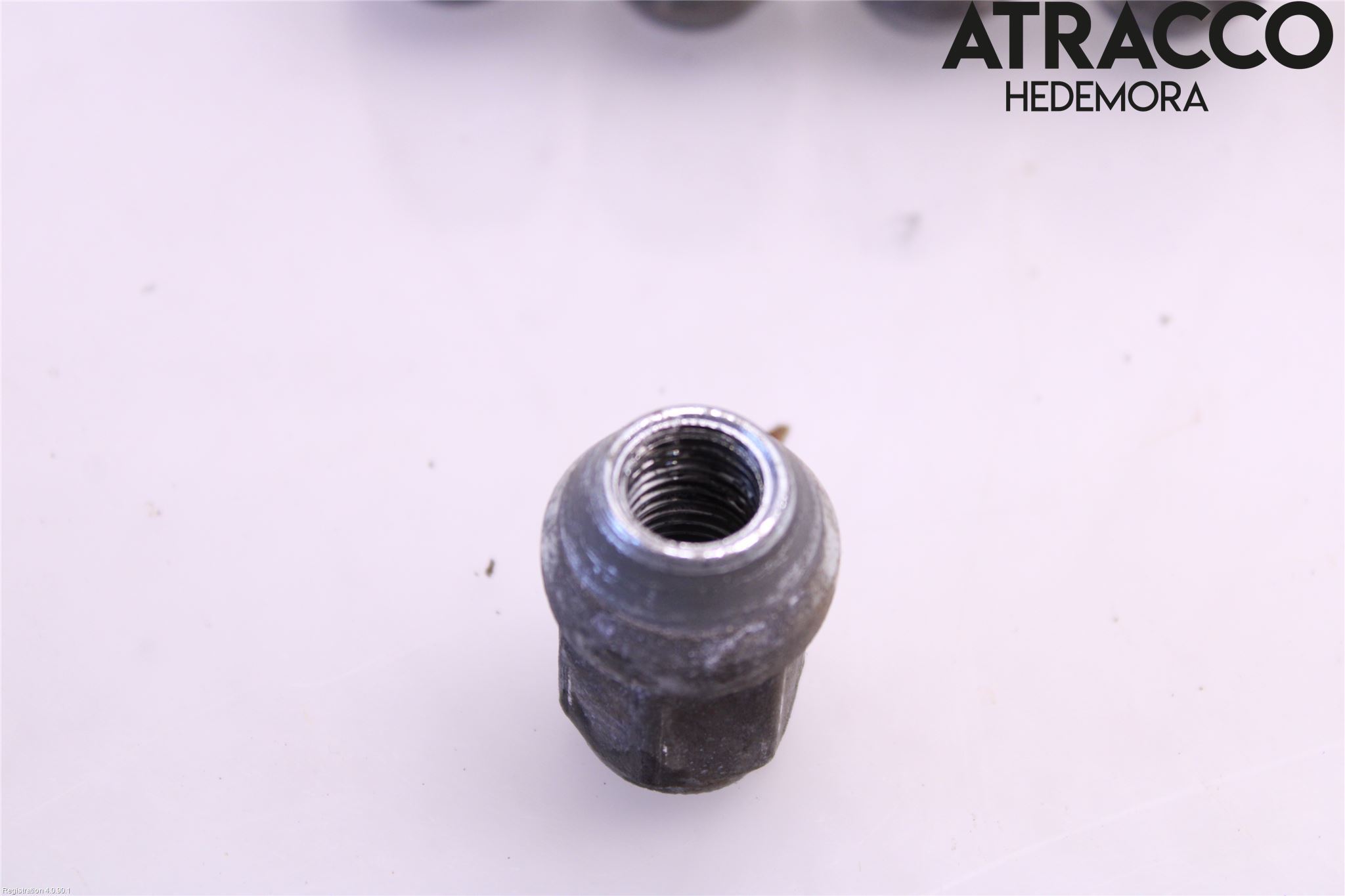 Opel ASTRA J 10-15 Hjulmutter - Bolt - Sett