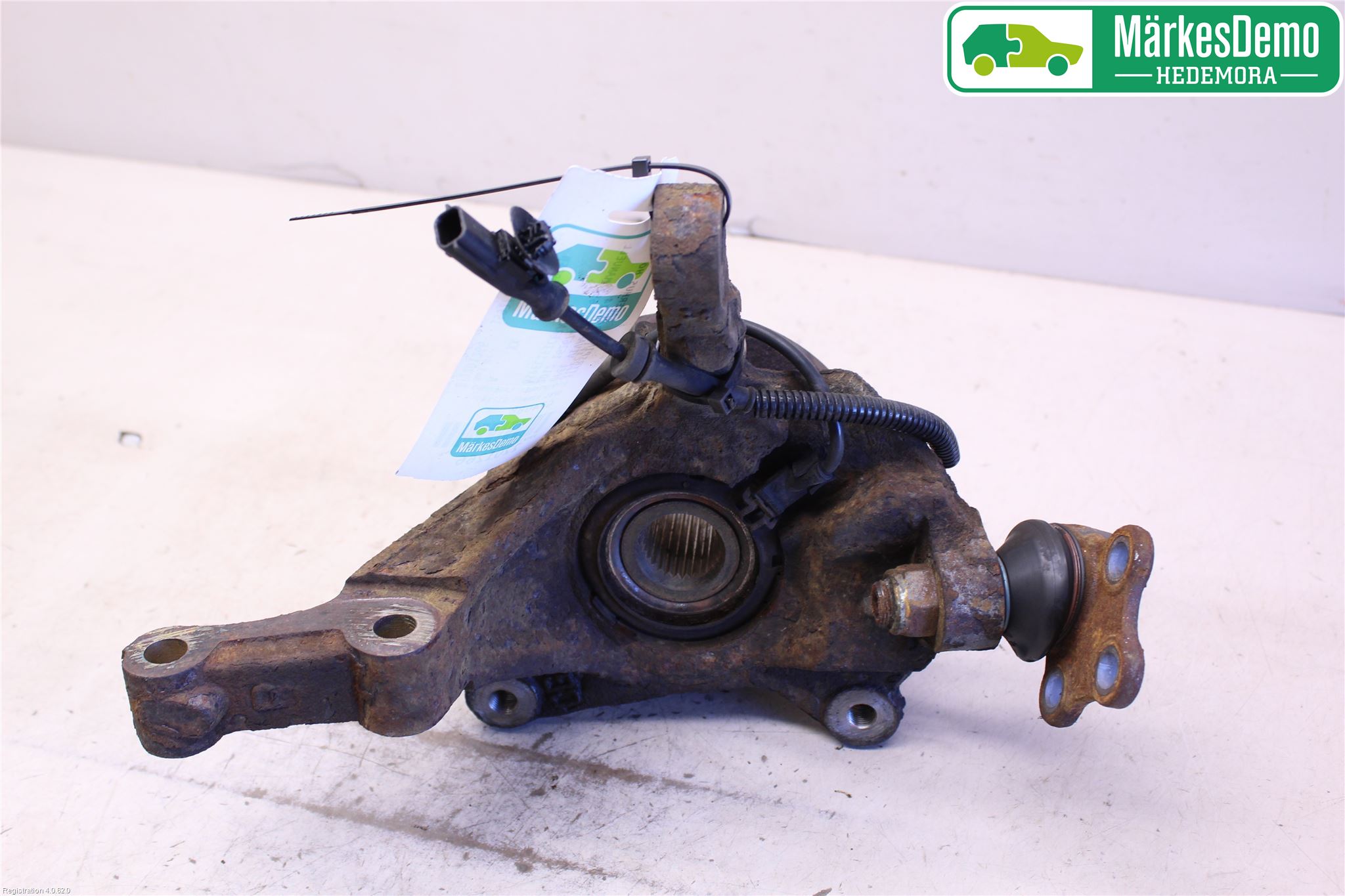Opel VIVARO 01-14 Spindel Hf