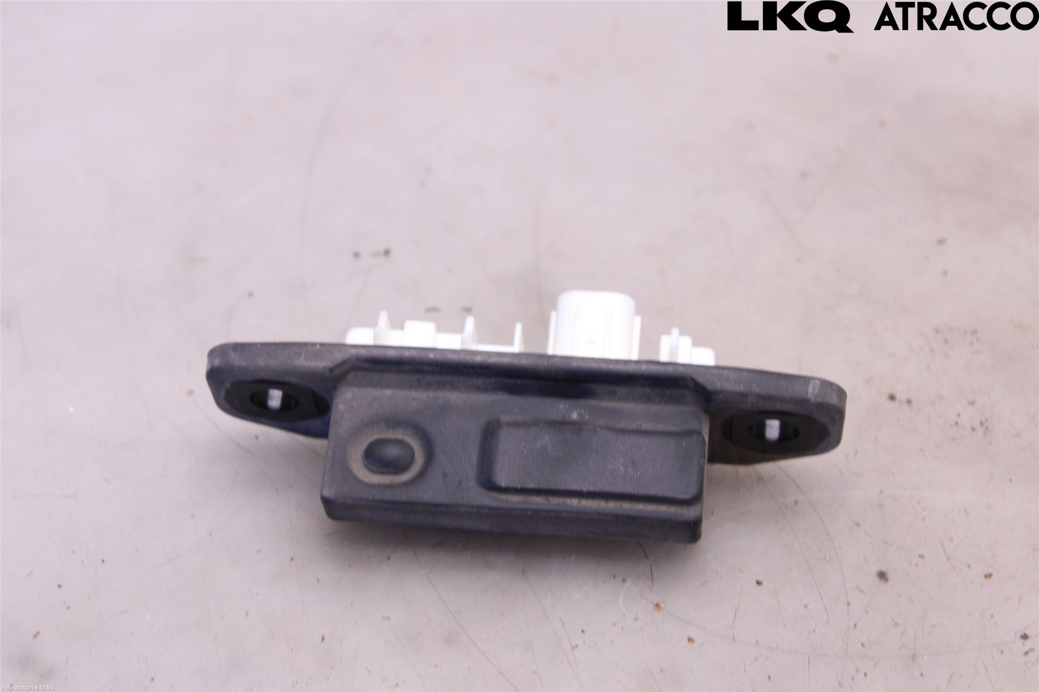Toyota YARIS CROSS XP21 21- Bakluke Handtak Ytre