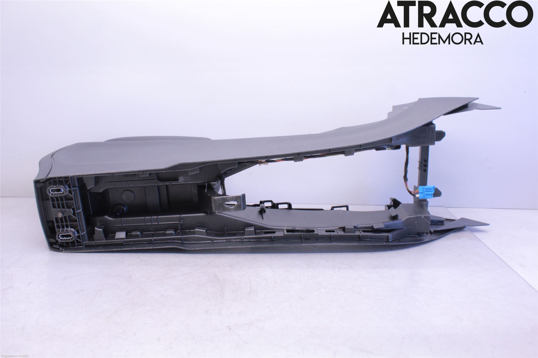 Mercedes-Benz MB CLA-KLASS (C117/X117) 13-19 Innr Konsoll-Lomme