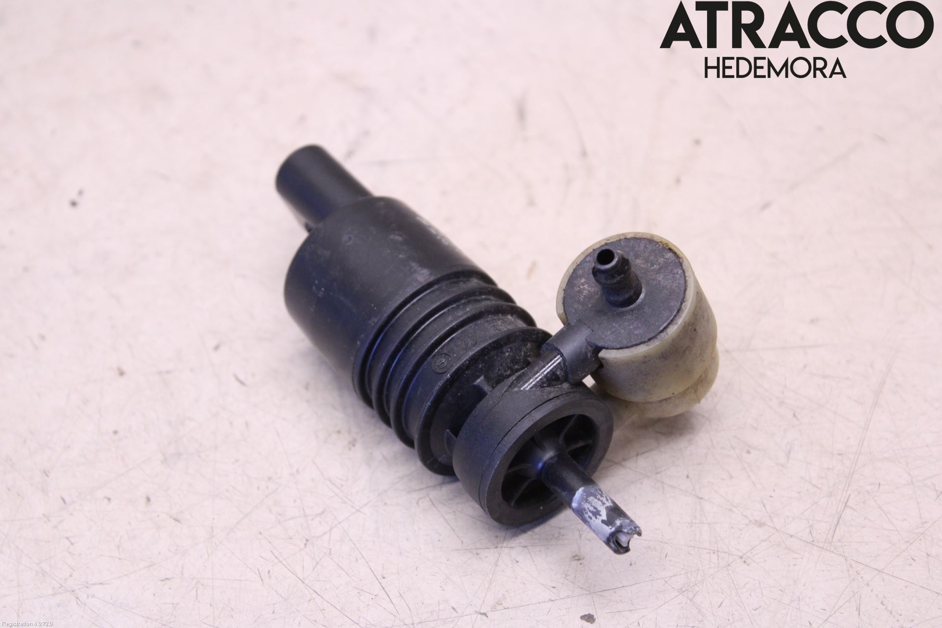 Volkswagen VW CADDY 11-15 Spylerpumpe Frontrute