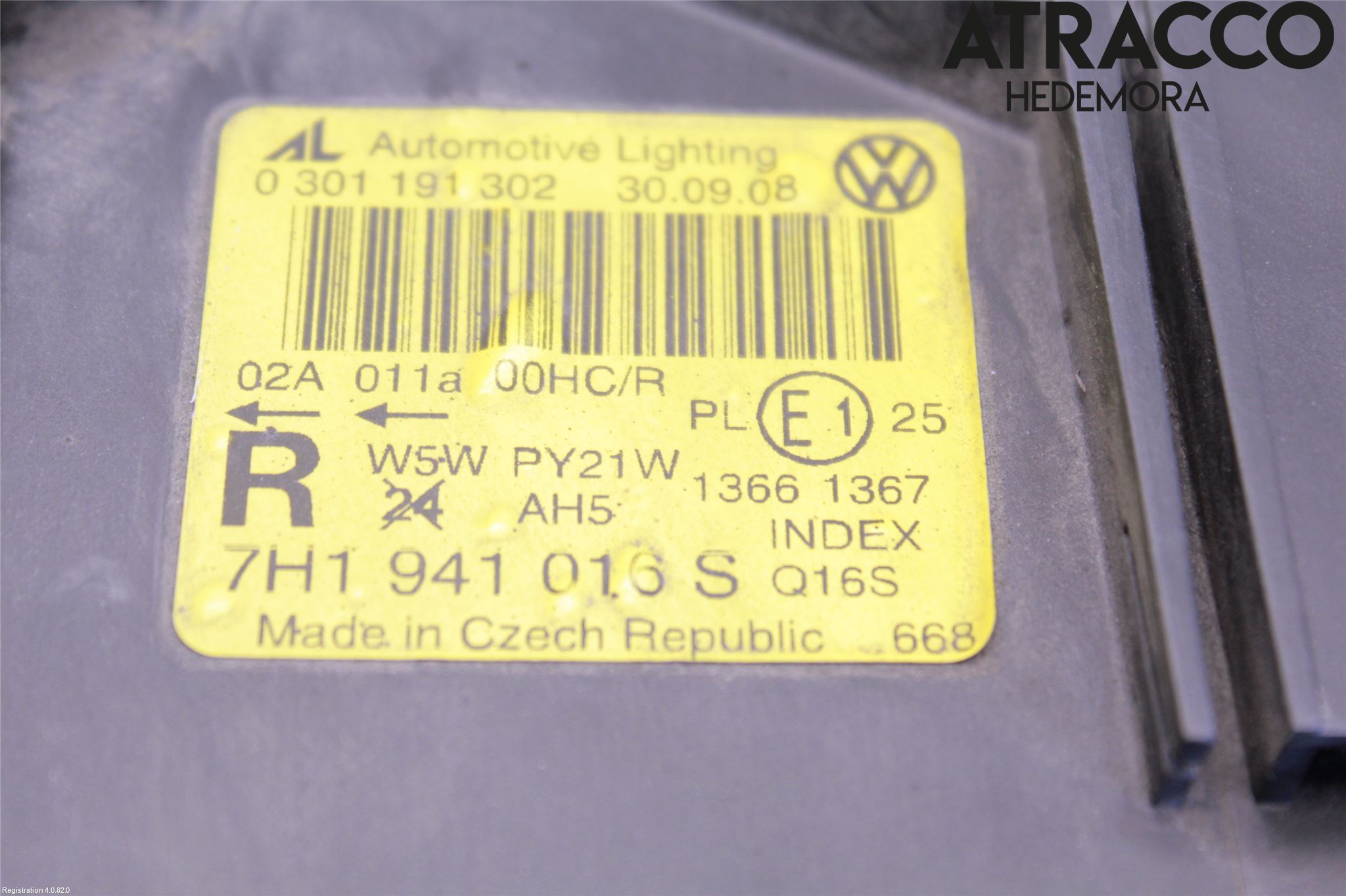 Volkswagen VW TRANSP/CARAVELLE (T5) 04-15 Frontlykt Høyre