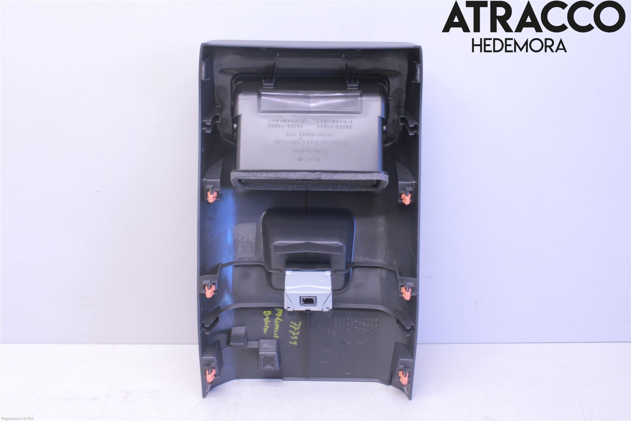 Toyota RAV4 19- Dashbord Kanal - Dyse