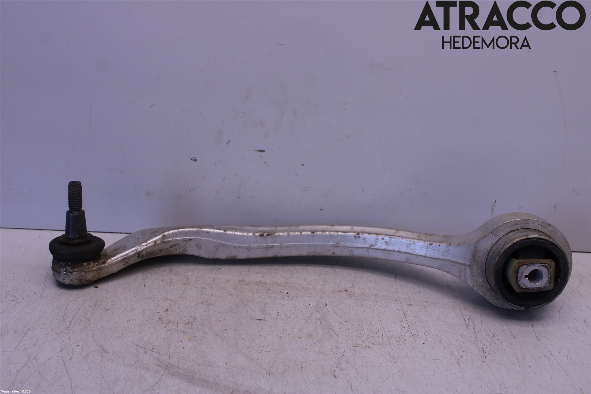 Volkswagen VW PASSAT 01-05 Bærearm Foran Venstre Nedre