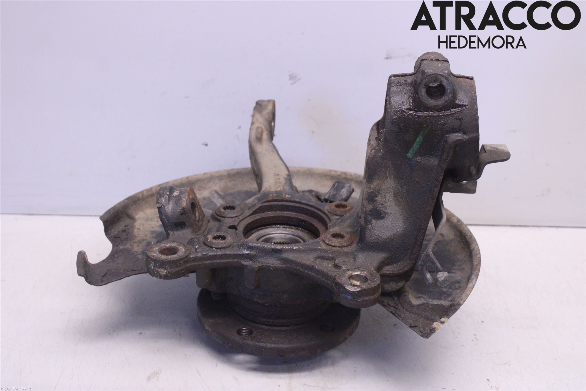 Audi Q3 8U 12-18 Spindel Vf