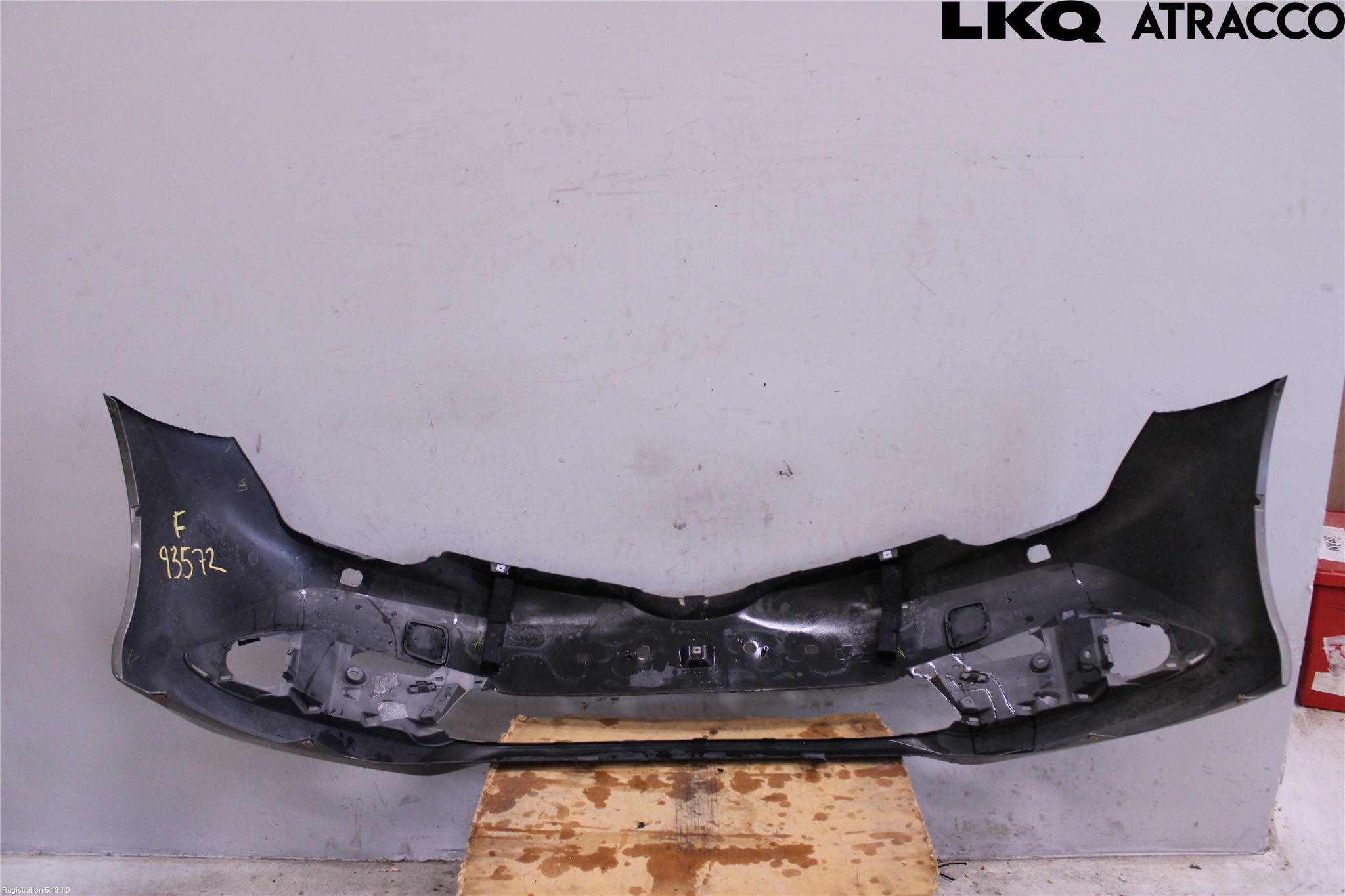 Toyota AURIS 13-19 Støtfanger Foran Plastdeksel