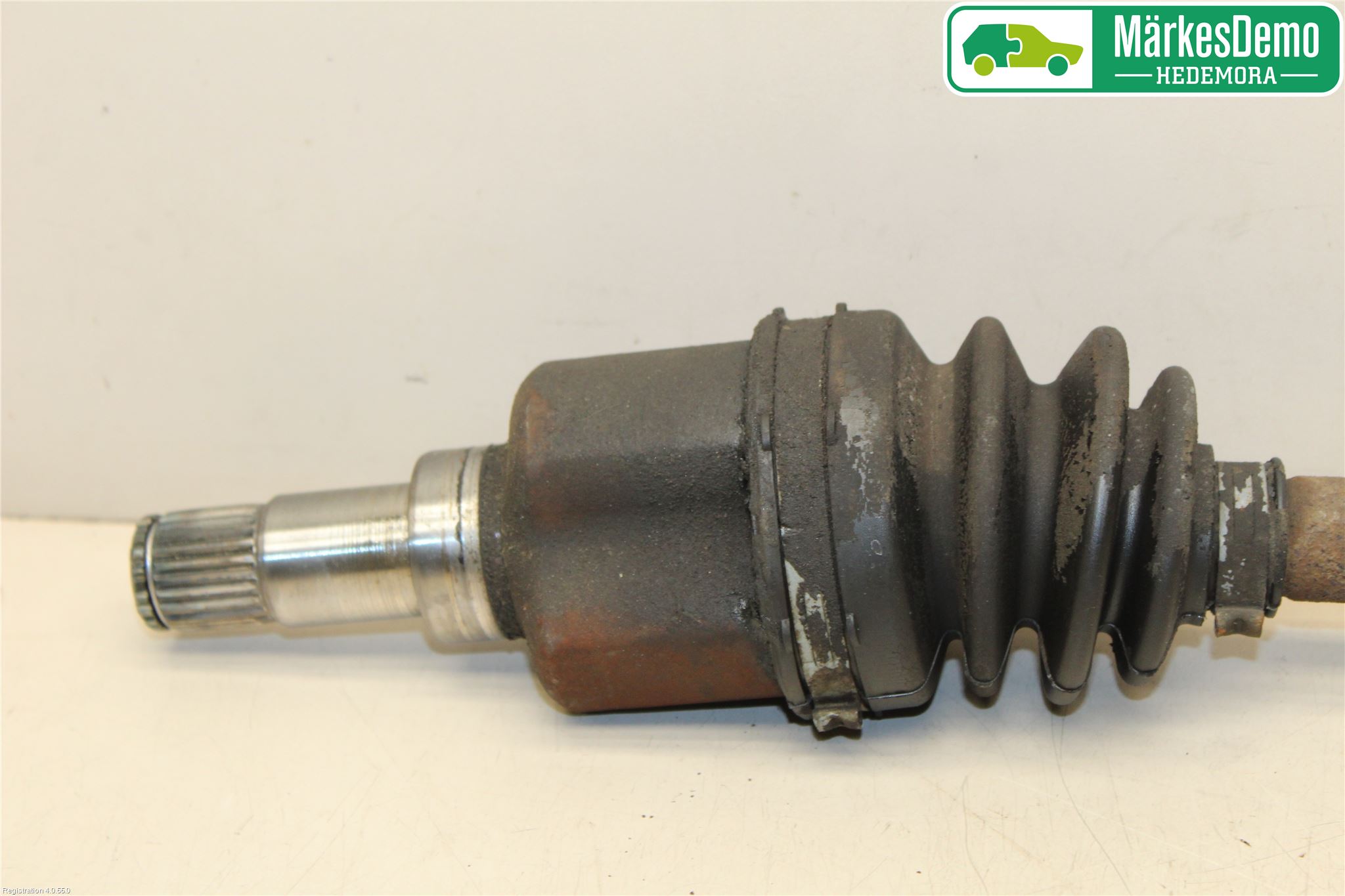 Ford FIESTA 09-12 Drivaksel Foran Kompl Venstre