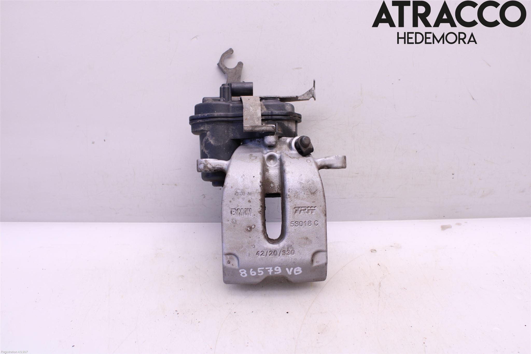 BMW 5 G30/G31/F90 17-23 Bremsecaliper Bak Venstre