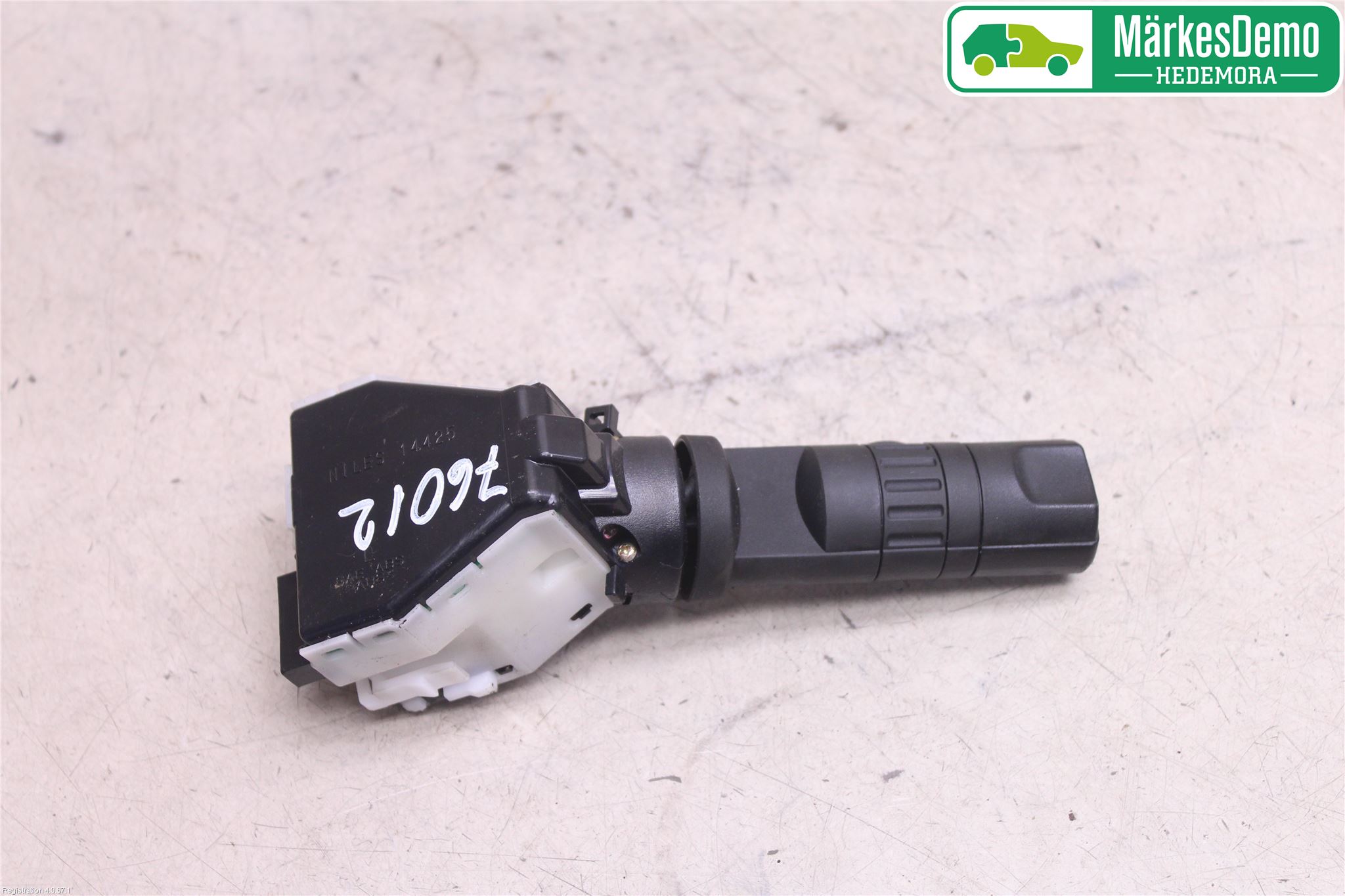 Nissan PATHFINDER R51 05-12 Bryter Ratt Blinklys - Lys