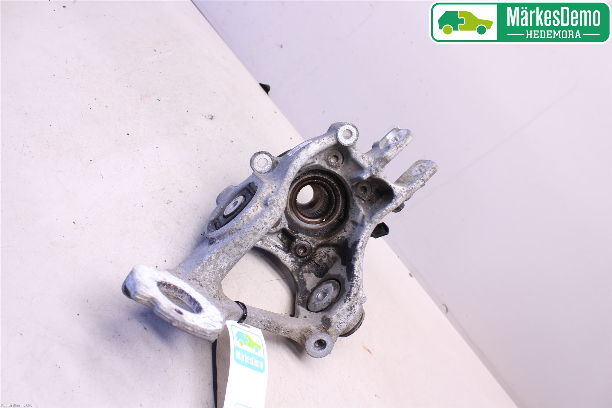 Audi Q5 09-16 Spindel Vb