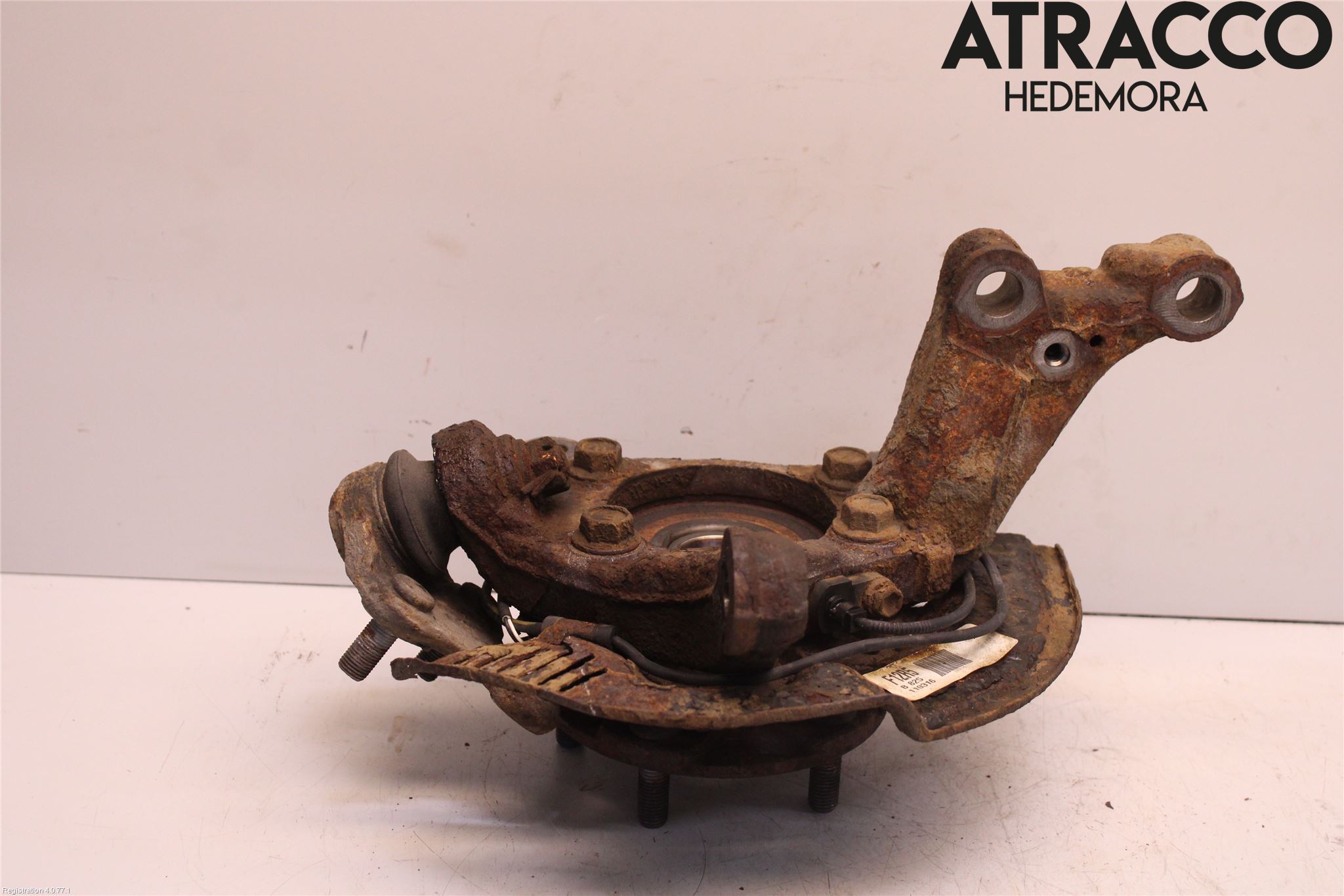 Toyota AURIS 10-12 Spindel Hf
