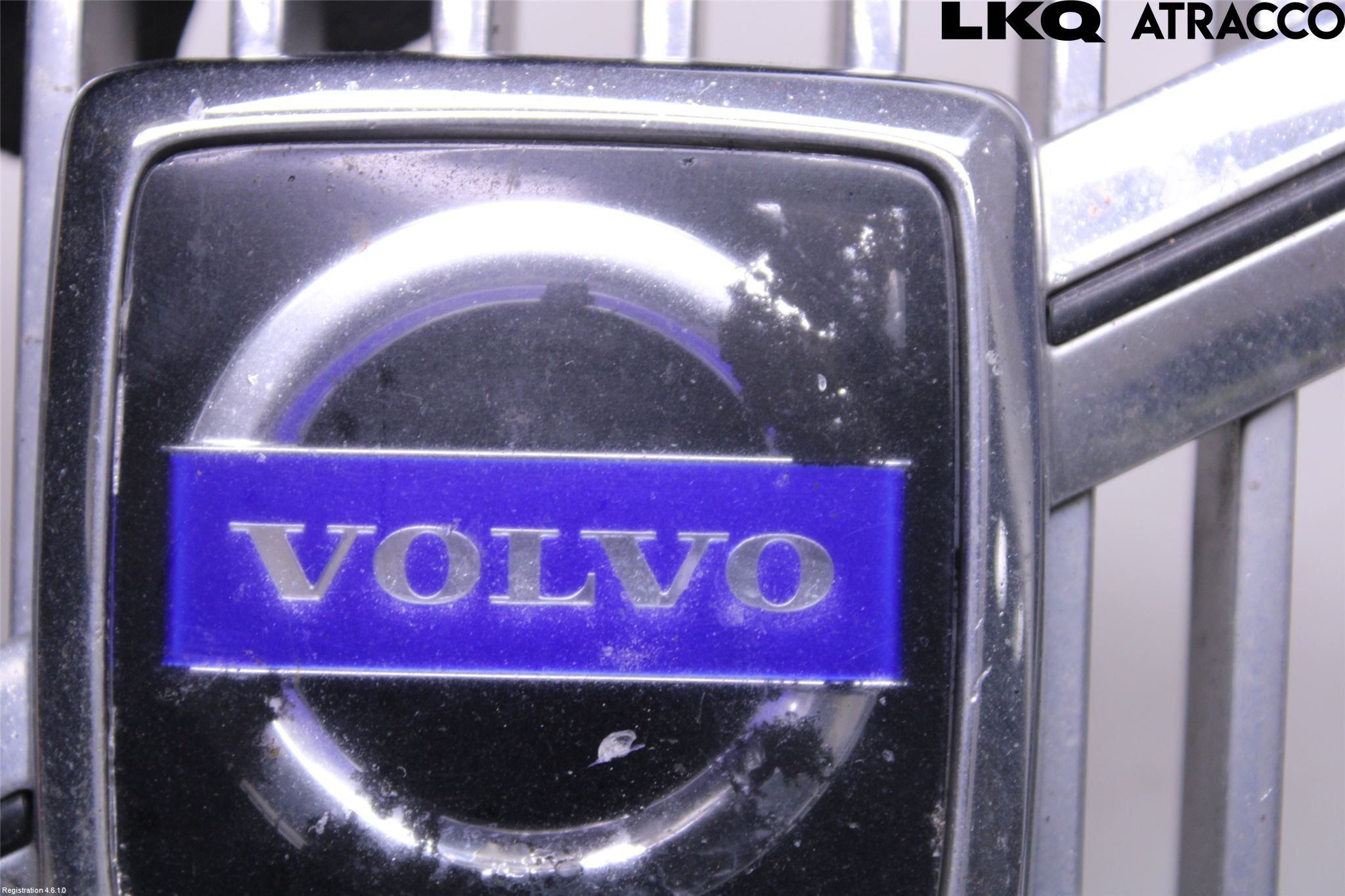 Volvo S70/V70/XC  97-00 Grill Komplett