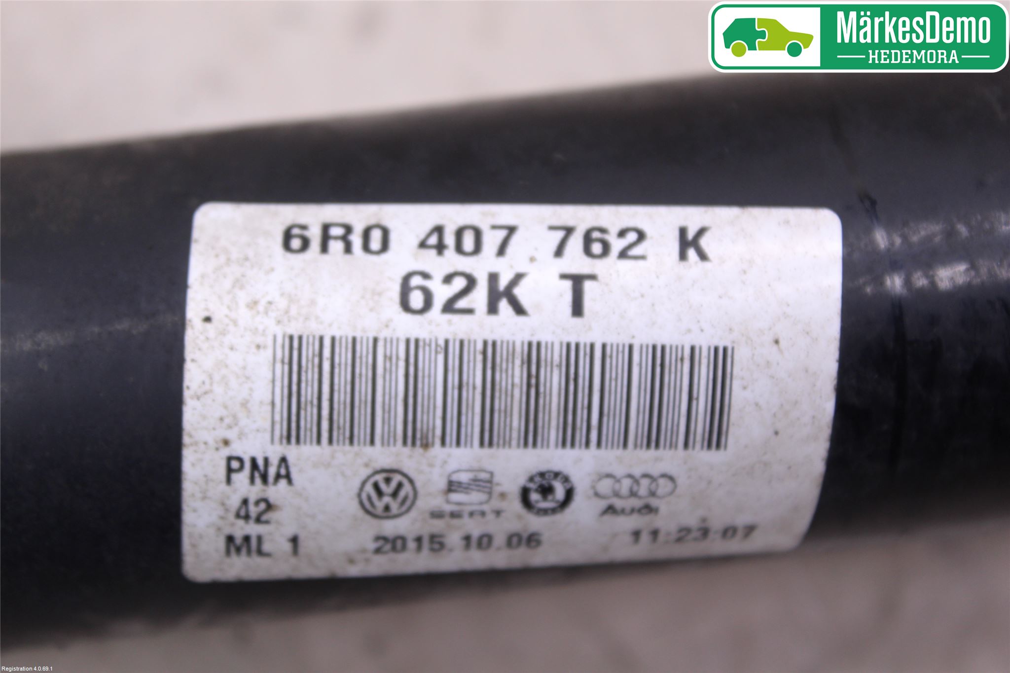 Volkswagen VW POLO 10-17 Drivaksel Foran Kompl Høyre