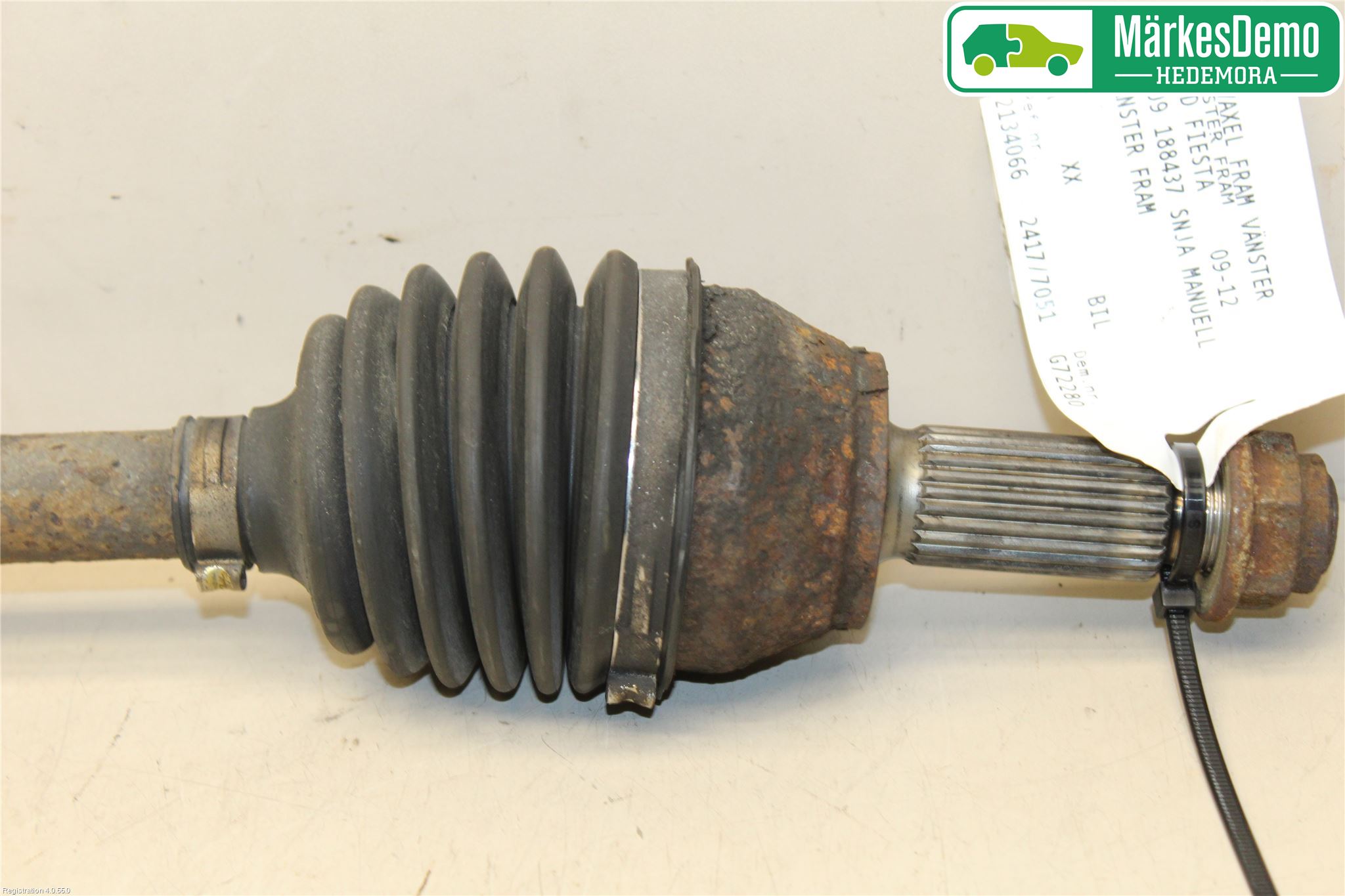 Ford FIESTA 09-12 Drivaksel Foran Kompl Venstre