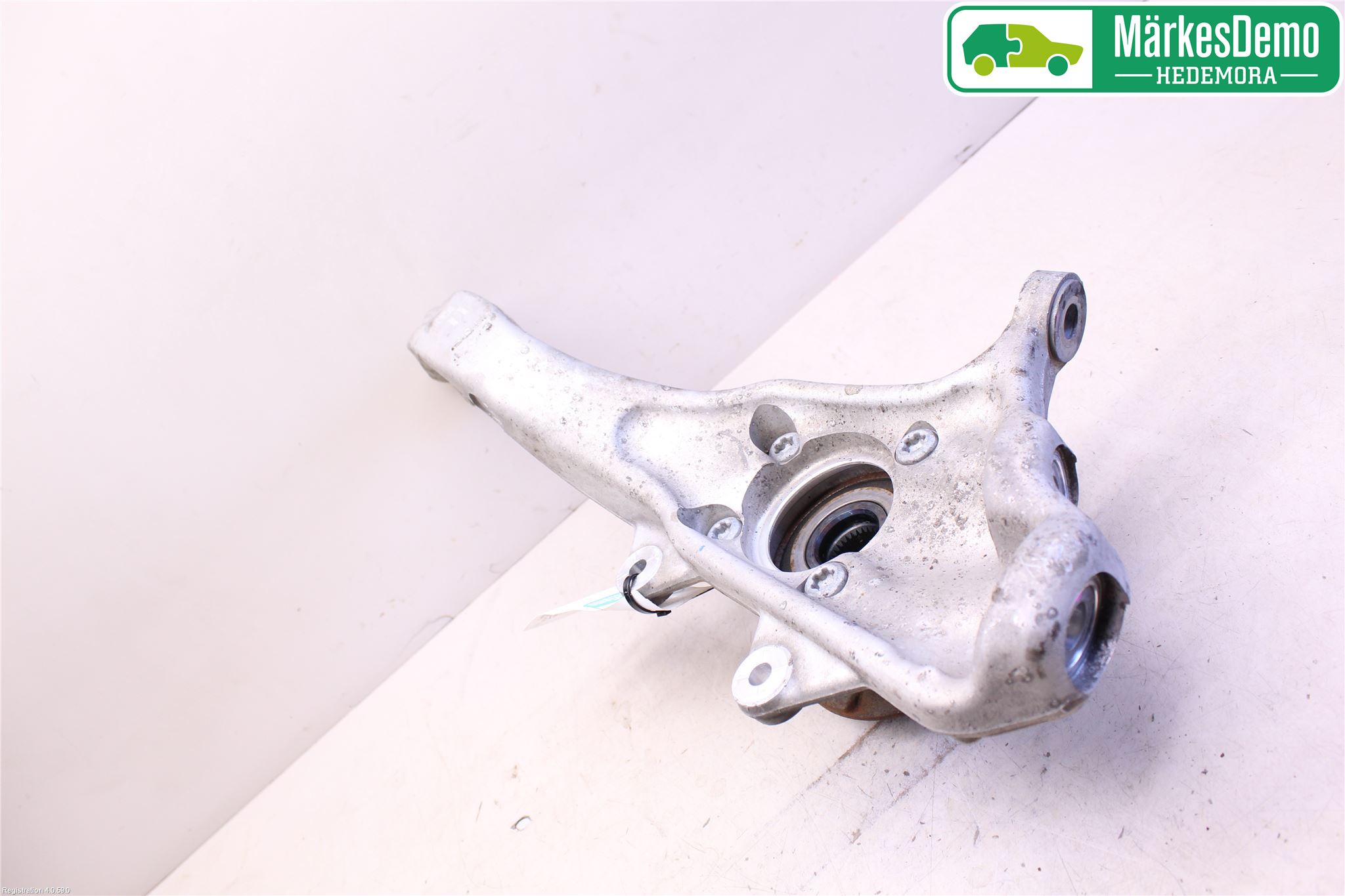 BMW X5 F15 13-18 Spindel Vf