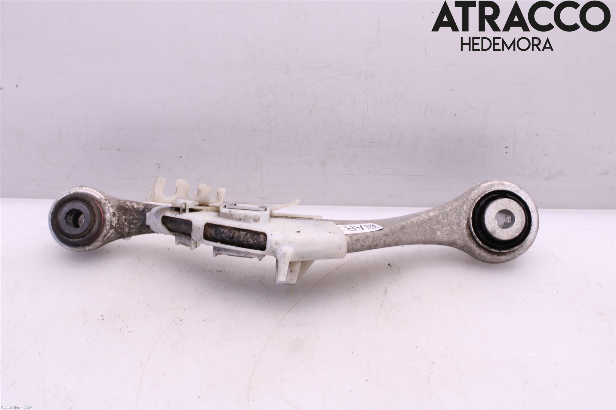 BMW 5 G30/G31/F90 17-23 Bærearm Bak Høyre Øvre