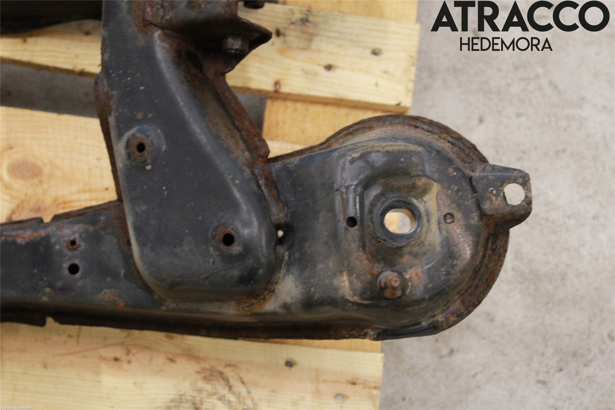Ford KUGA 08-12 Bakaksel Feste Travers-Ramme
