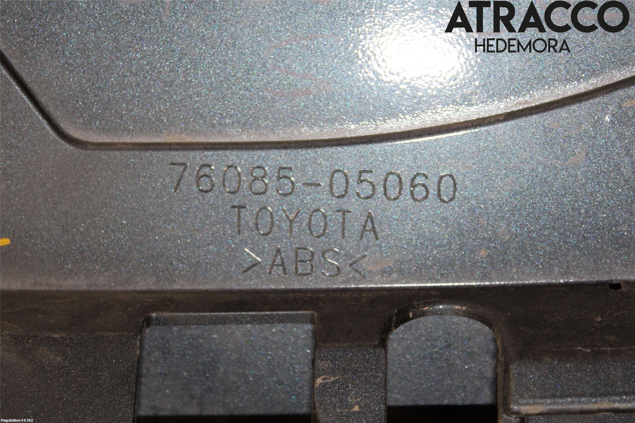 Toyota AVENSIS 09-15 Spoiler Bakluke