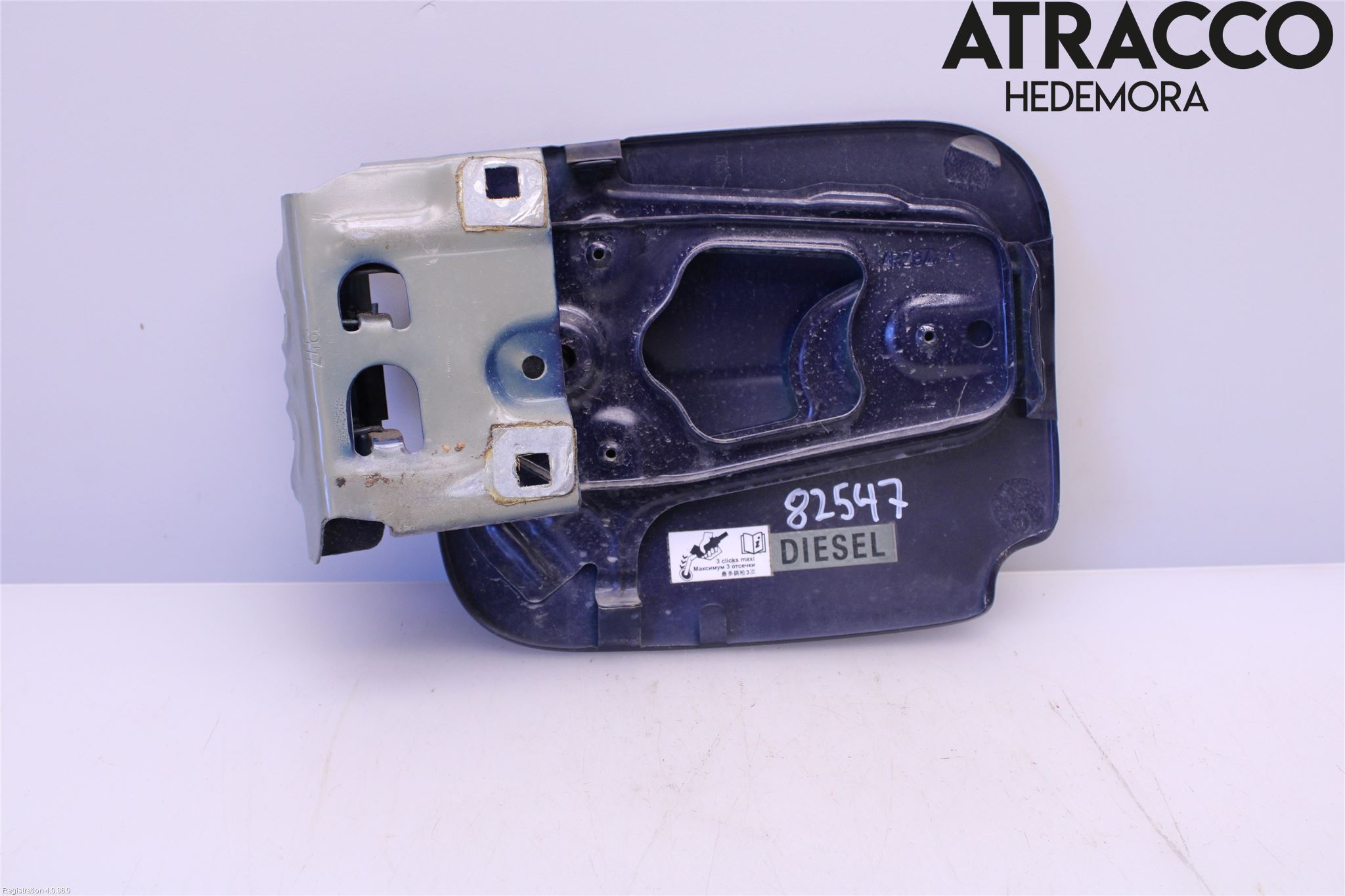Dacia DUSTER 10-17 Drivstoff Tankluke