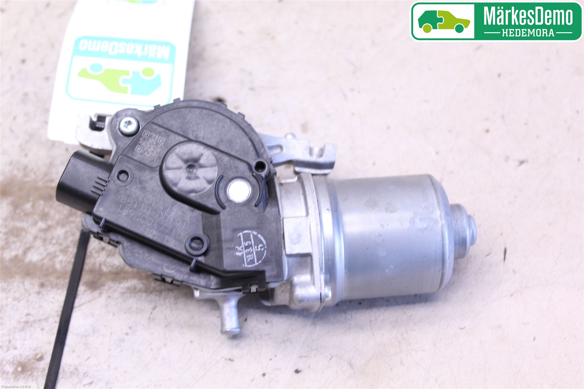 Toyota YARIS XP130 15-20 Viskermotor Frontrute