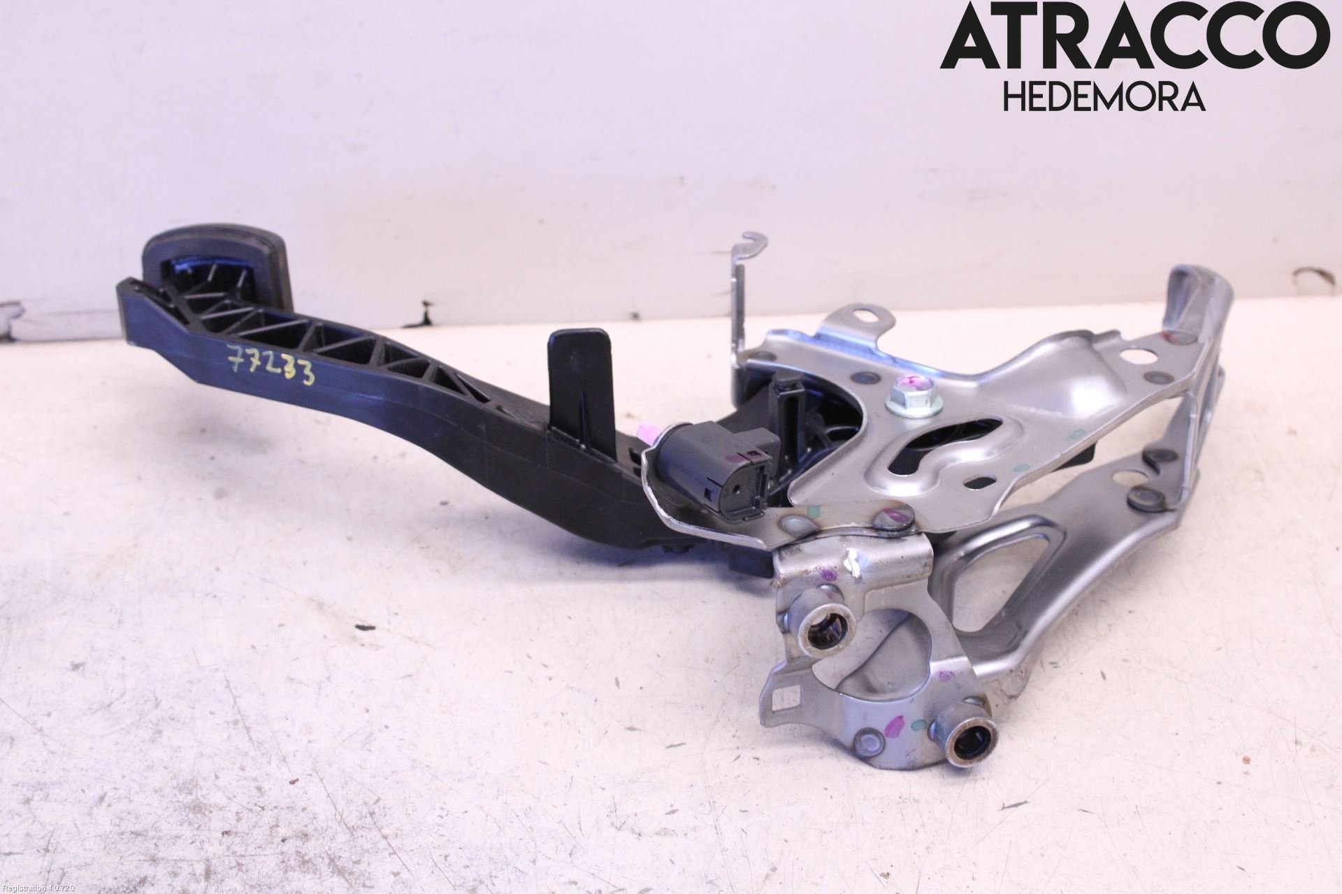 Toyota YARIS XP130 15-20 Clutch Pedal