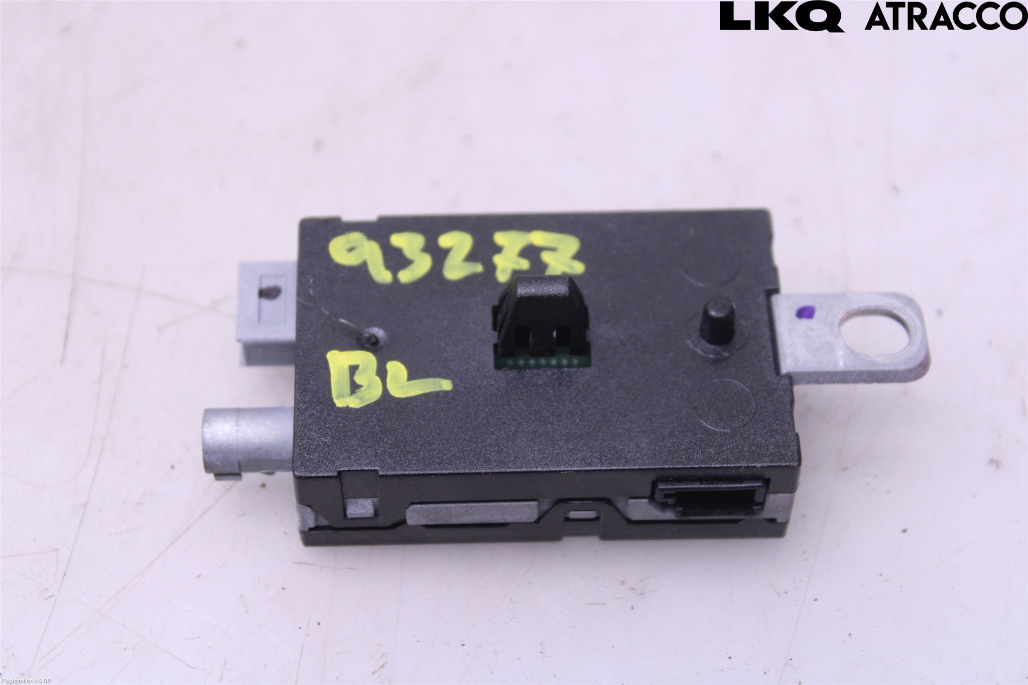 Volvo V40 12-19 Stereo Antenneforsterker