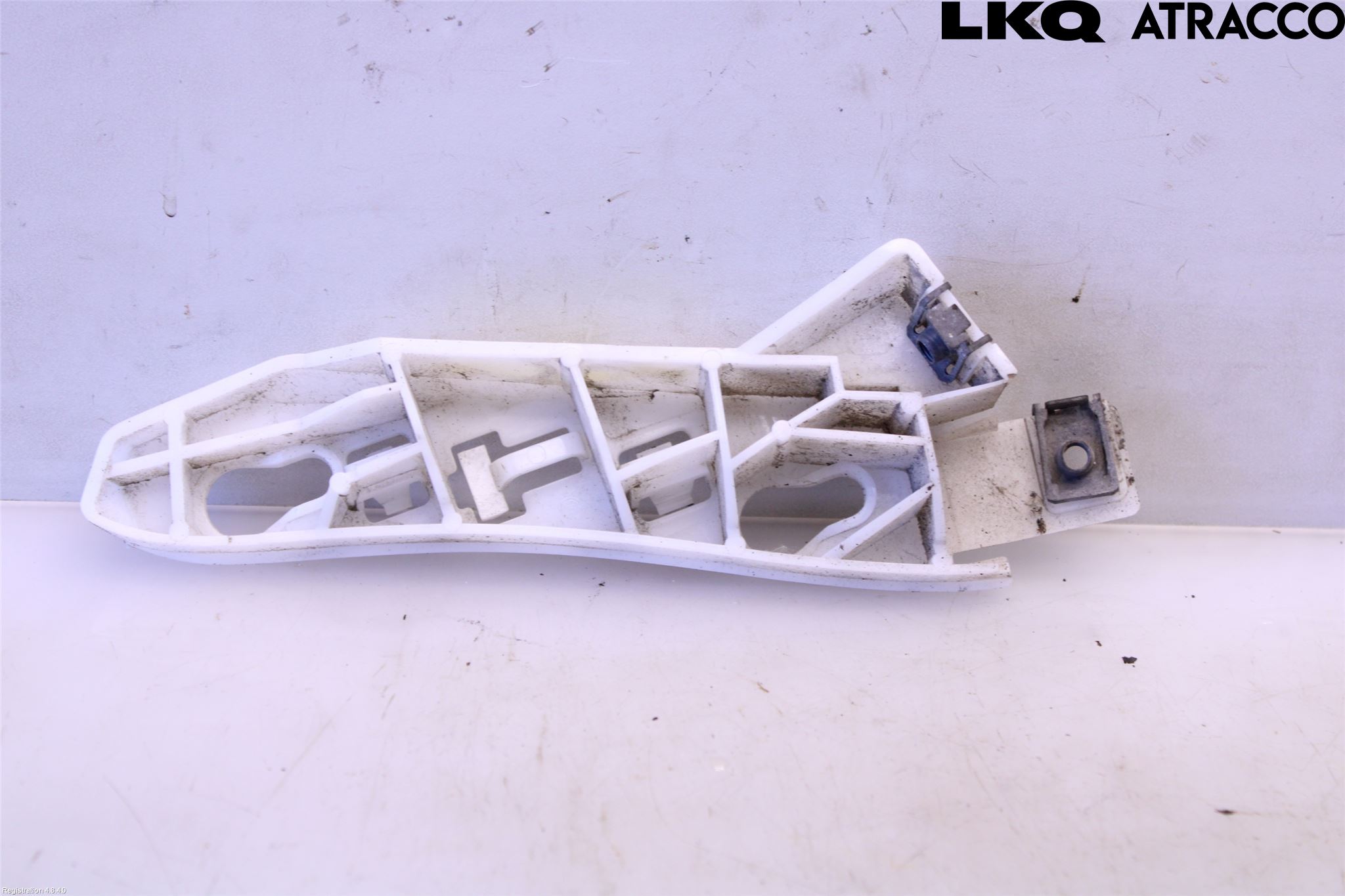 Citroen C4 PICASSO 14-18 Fenderfeste Foran Høy