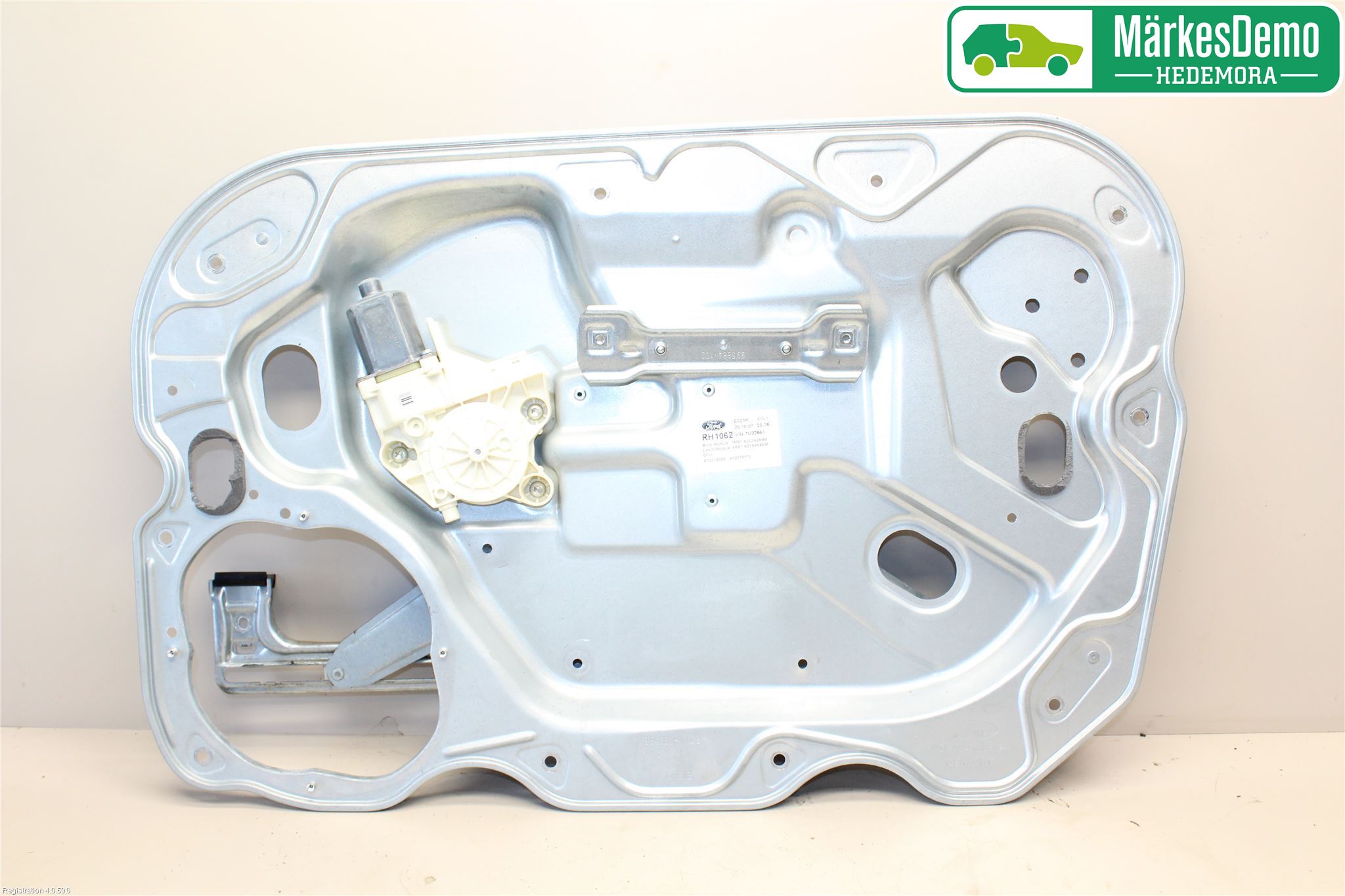 Ford FOCUS     04-07 Vindusheis El Komp