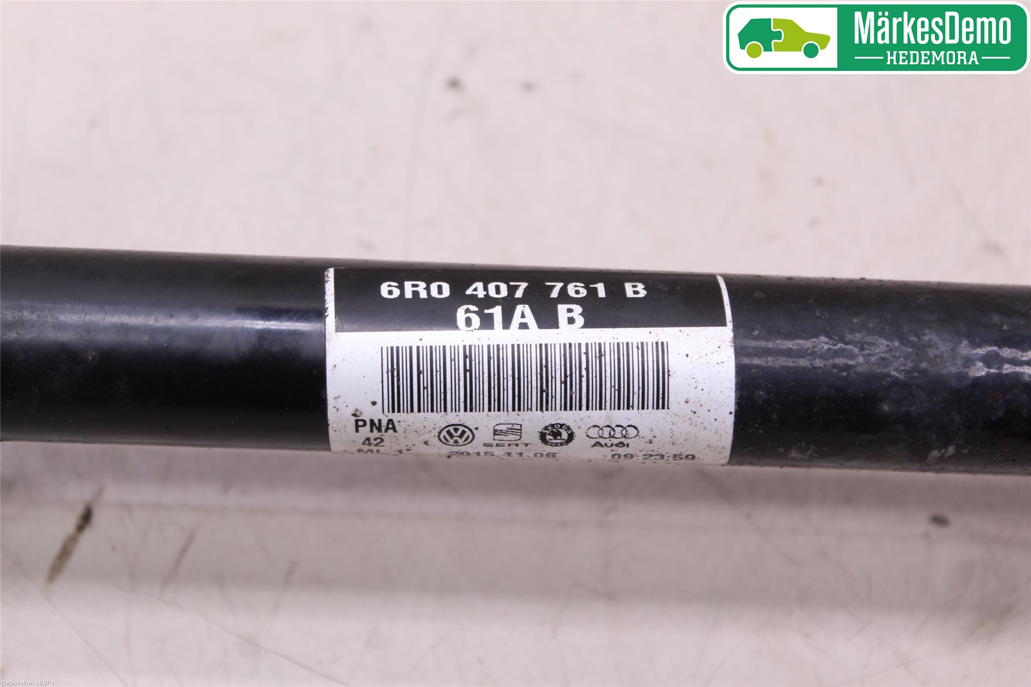 Volkswagen VW POLO 10-17 Drivaksel Foran Kompl Venstre