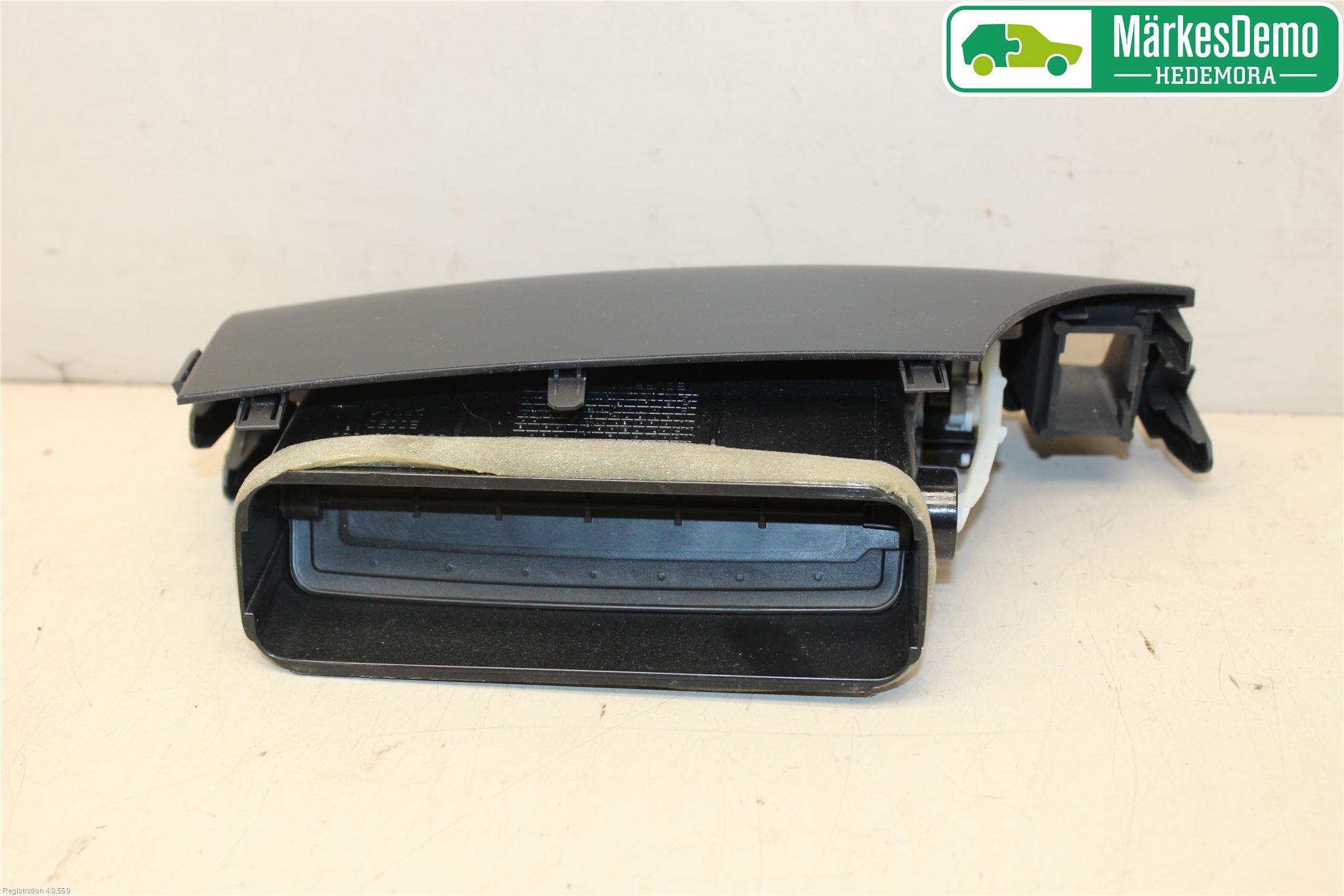 Toyota VERSO 09-18 Dashbord Kanal - Dyse