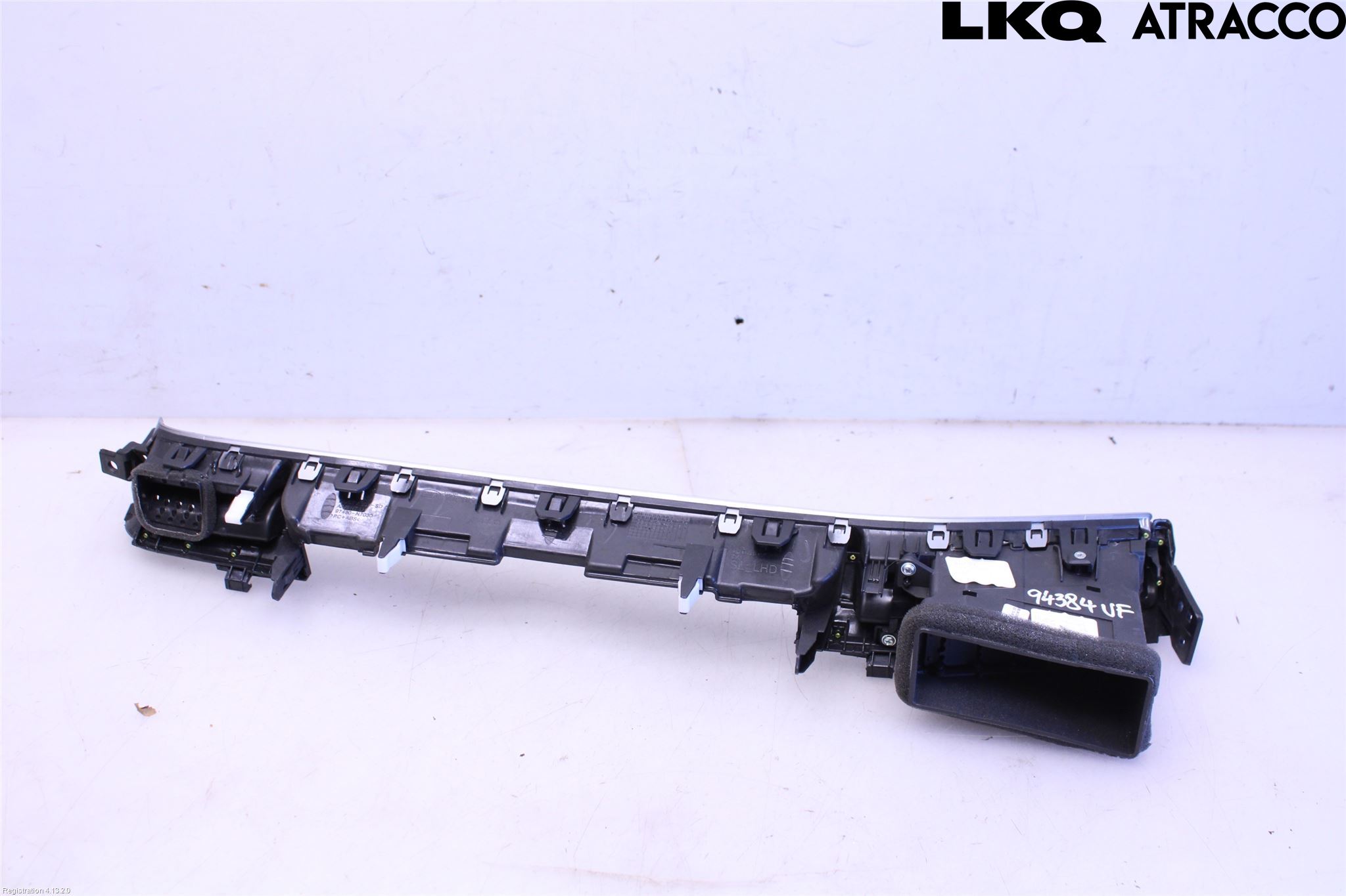 Hyundai TUCSON 05- Dashbord Kanal - Dyse