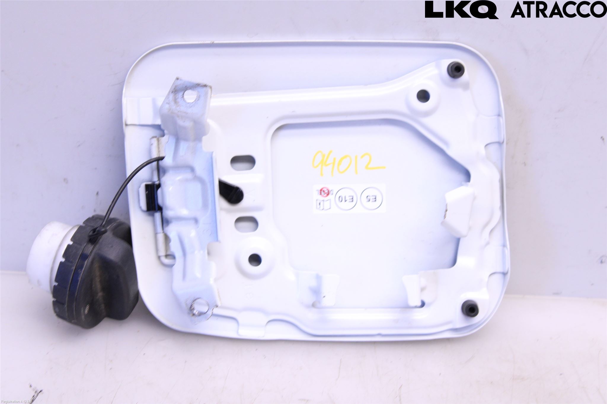 Toyota RAV4 19- Drivstoff Tankluke