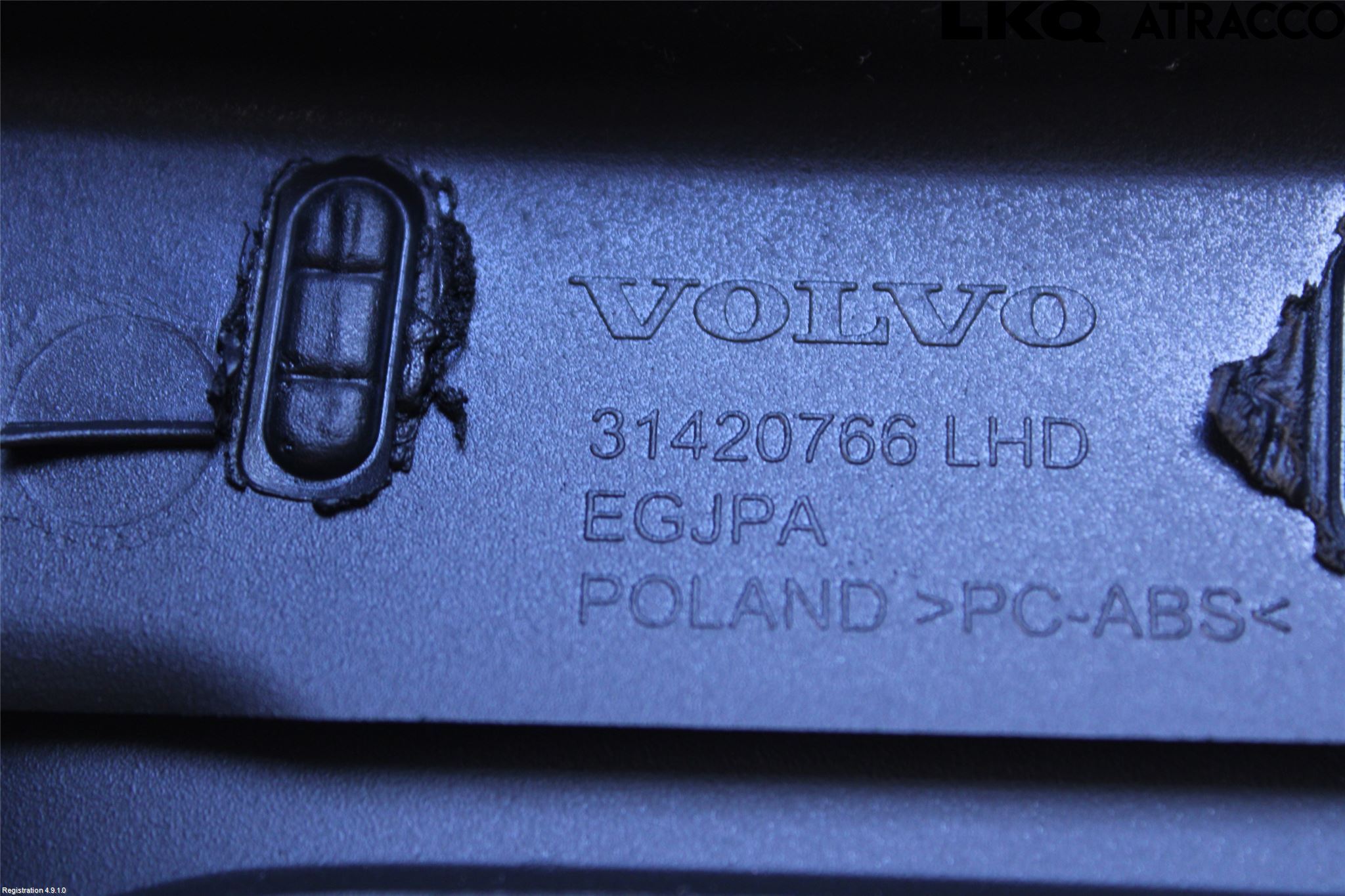 Volvo V60 19- Instrumentkonsoll Midt