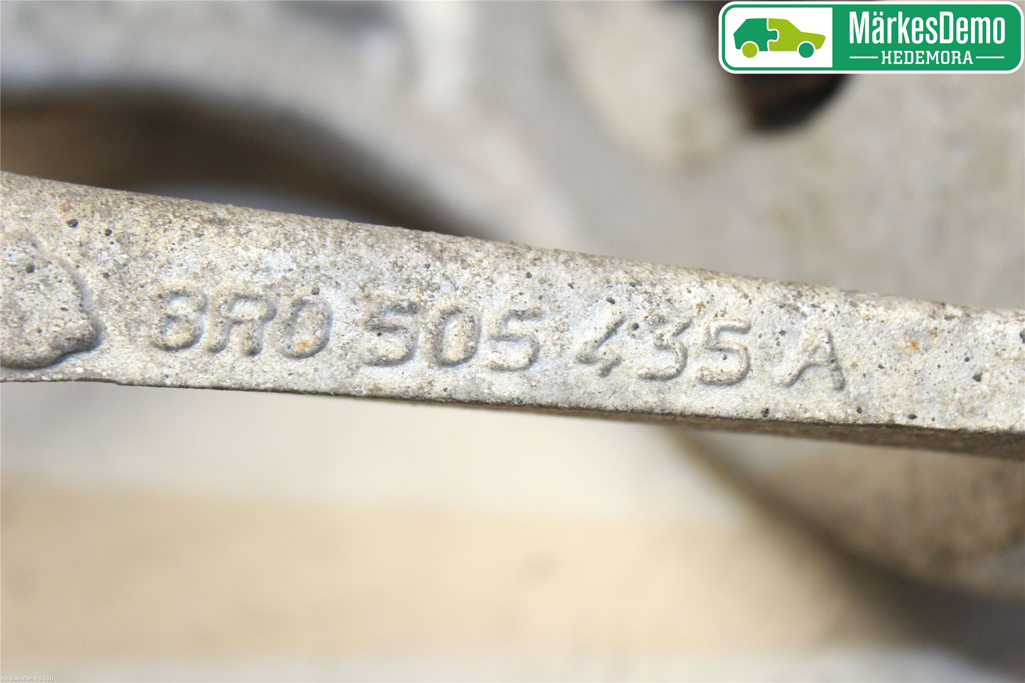 Audi Q5 09-16 Spindel Vb