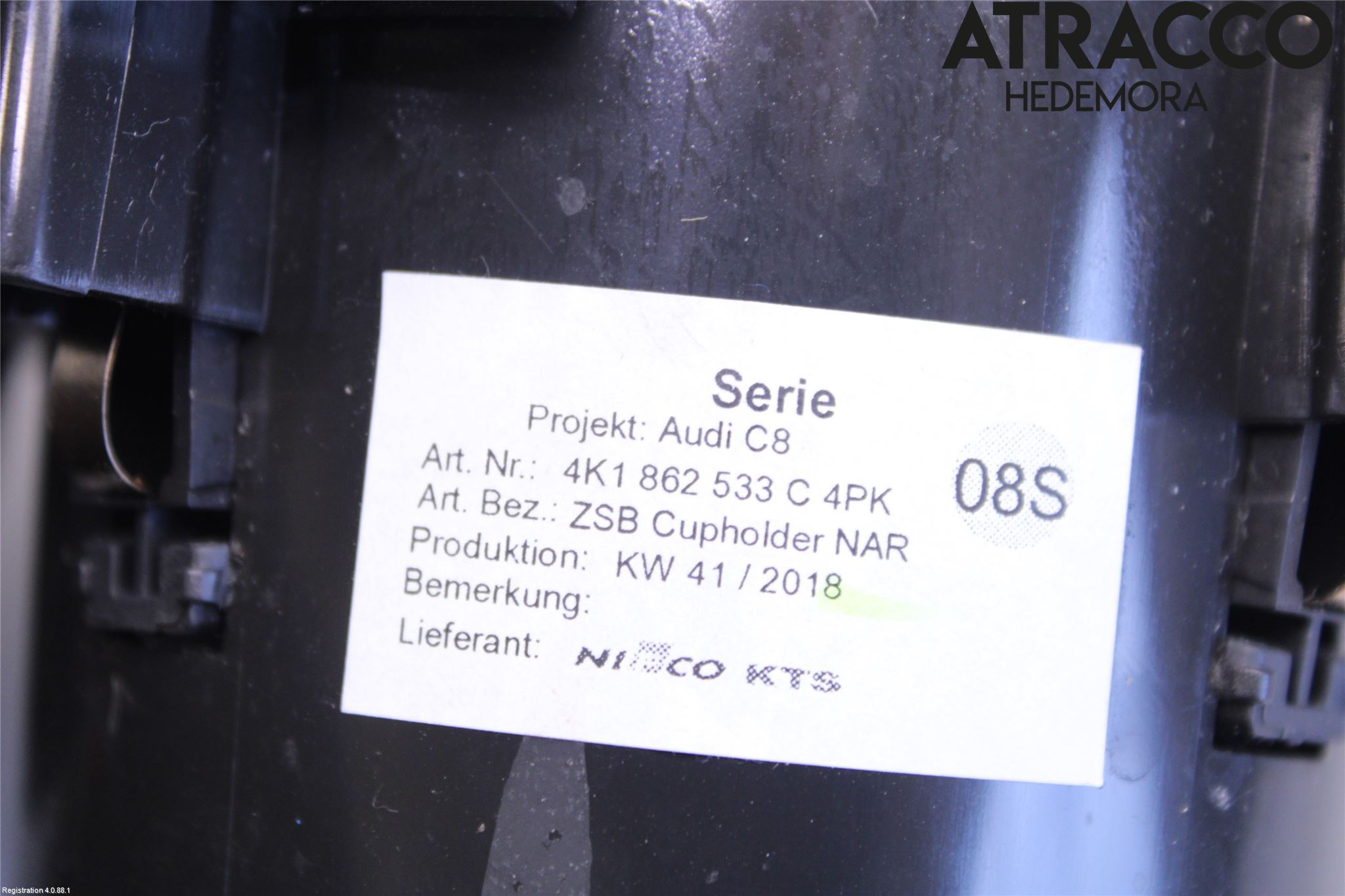 Audi A6 F2/C8 19- Innr Koppholder