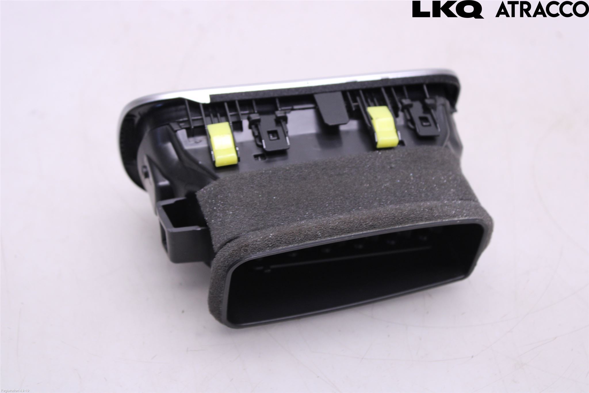 Toyota PRIUS (ZVW50) 16-21 Dashbord Kanal - Dyse