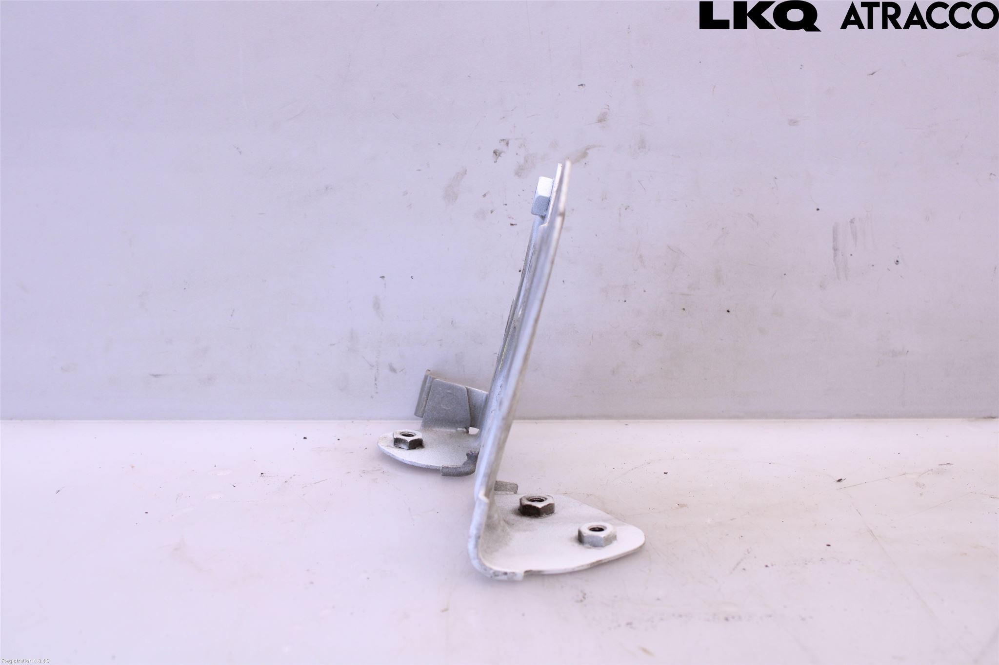 Opel COMBO D 12-18 Frontskjermfeste Venstre