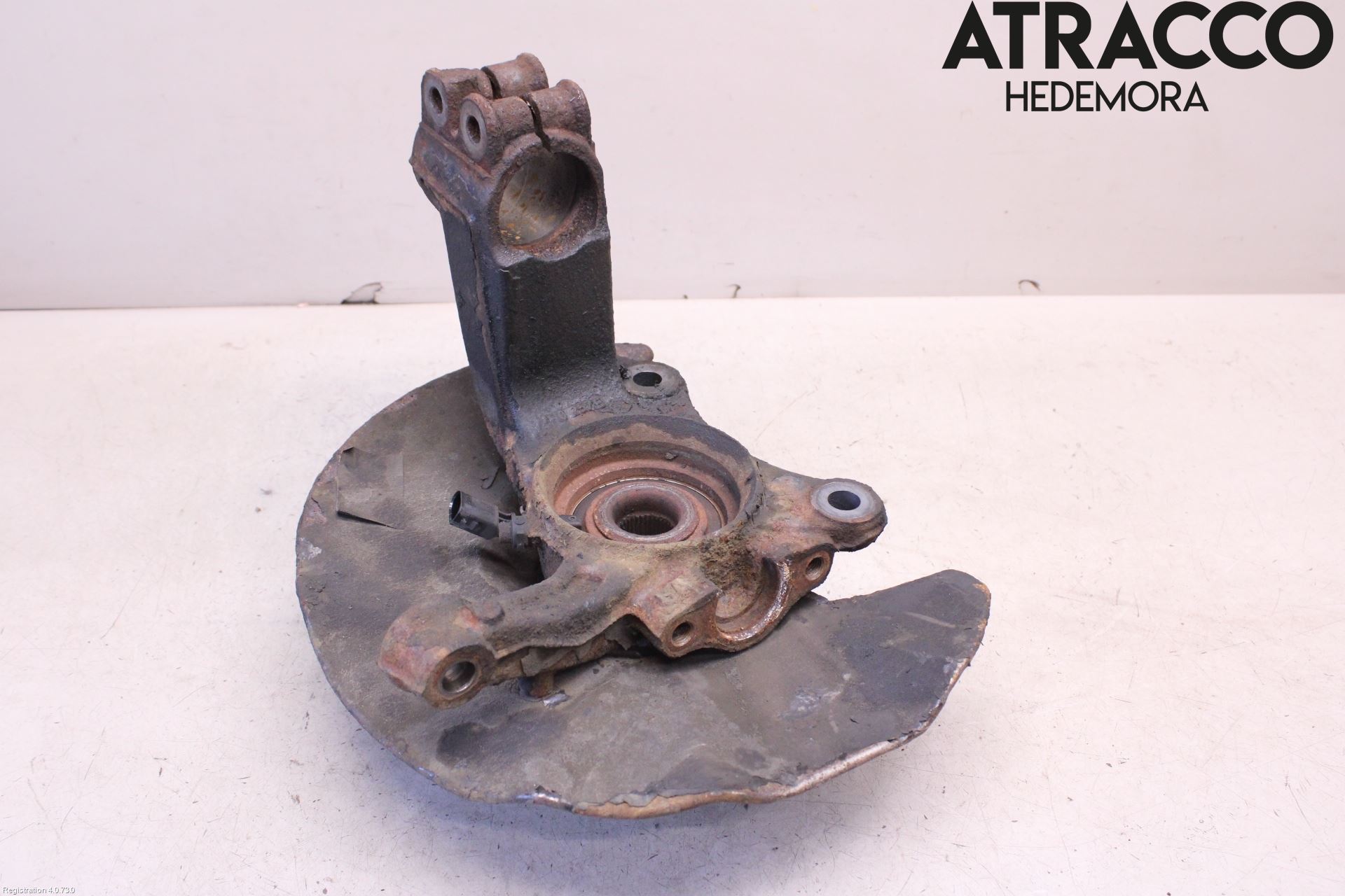 Volkswagen VW TRANSP/CARAVELLE (T5) 04-15 Spindel Vf