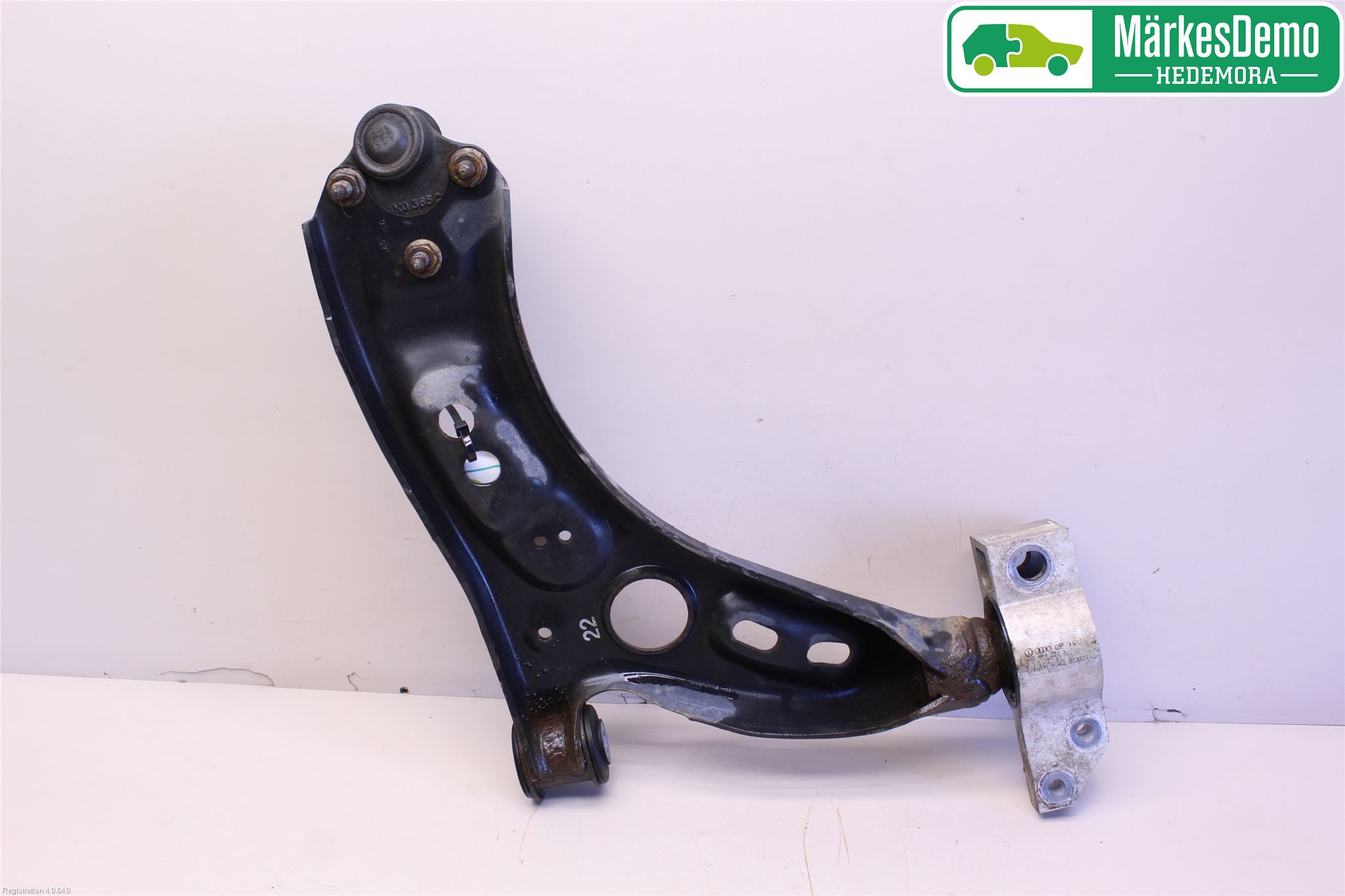 Volkswagen VW GOLF PLUS/CROSS GOLF 04-14 Bærearm Foran Venstre Nedre