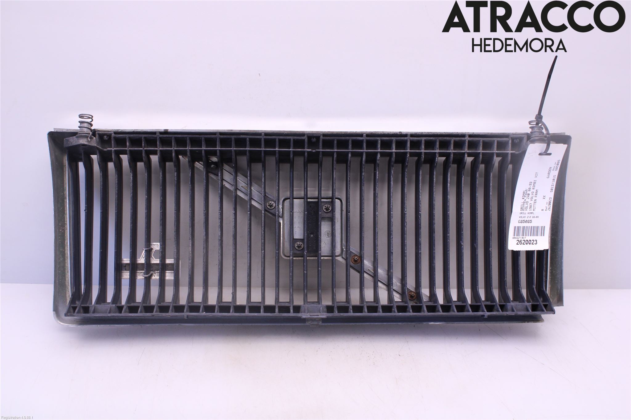 Volvo 240 88-93 Grill Komplett