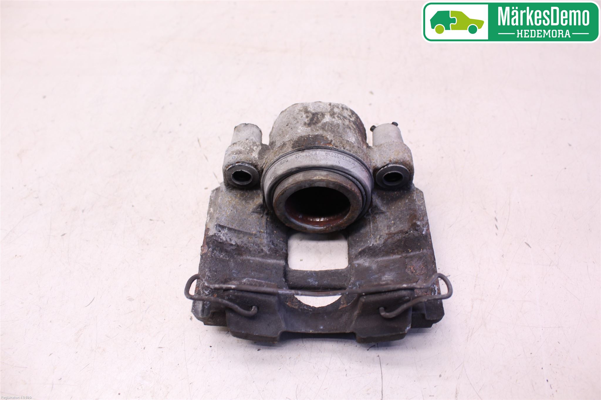 Toyota YARIS XP130 15-20 Bremsecaliper Foran Høyre