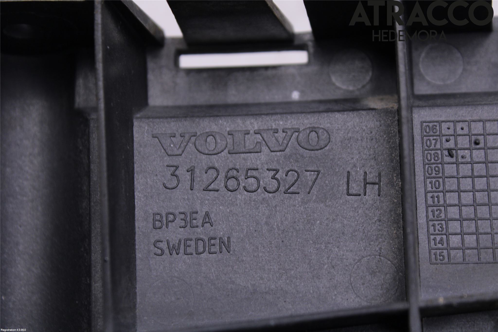 Volvo V70 08-13 Støtfangerfeste Bak Venstre