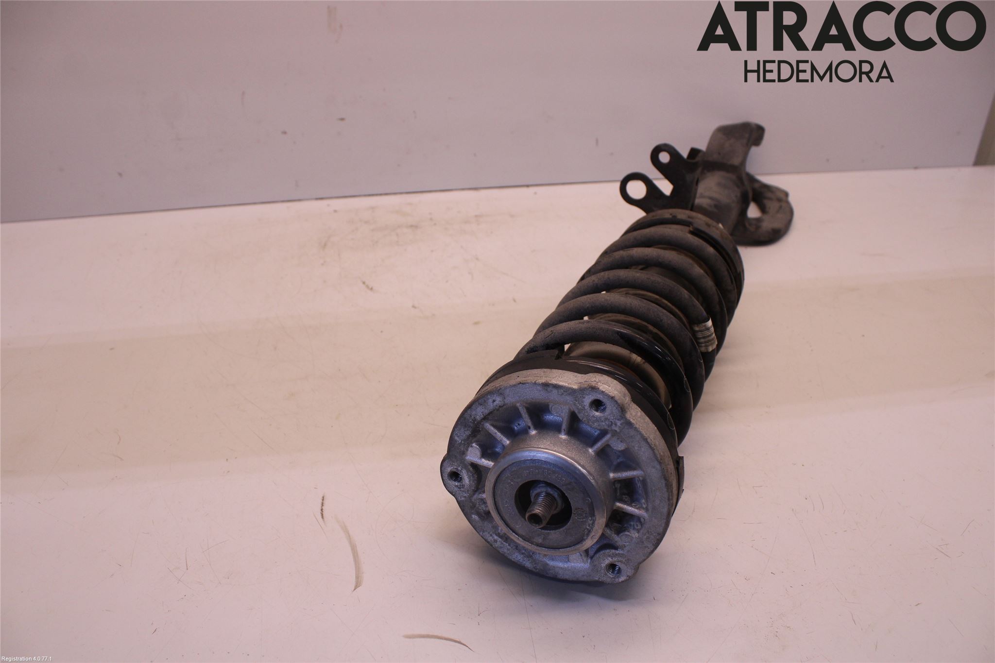 BMW 5 F10/F11/F18 09-17 Fjærbein Foran Venstre