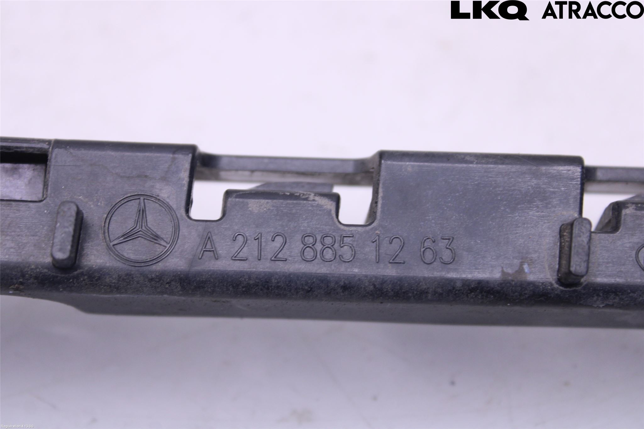 Mercedes-Benz MB E-KLASS (W212) 09-16 Støtfangerfeste Bak Høyre