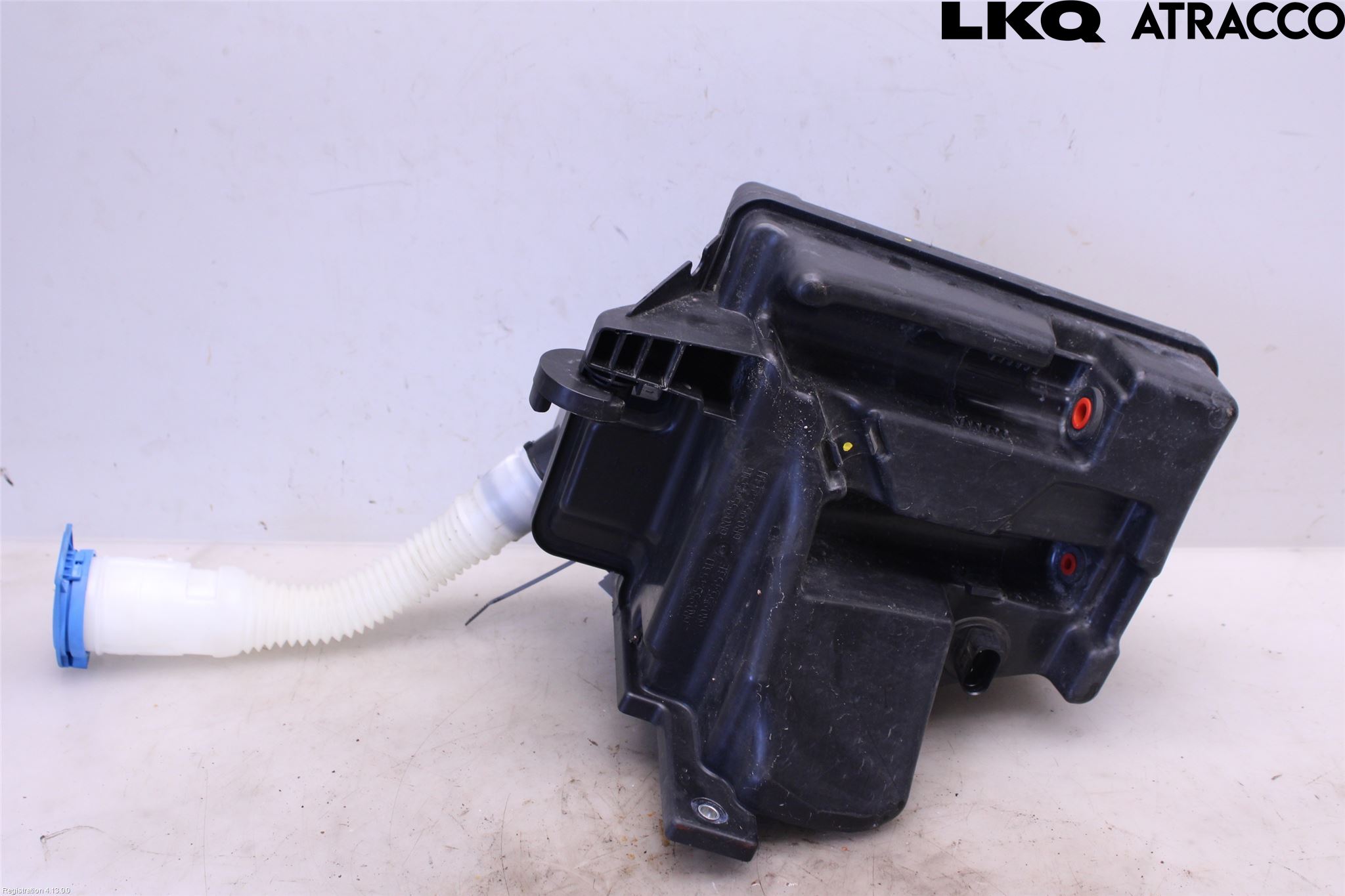 Skoda FABIA 15-21 Spylerbeholder Frontrute-Lykte